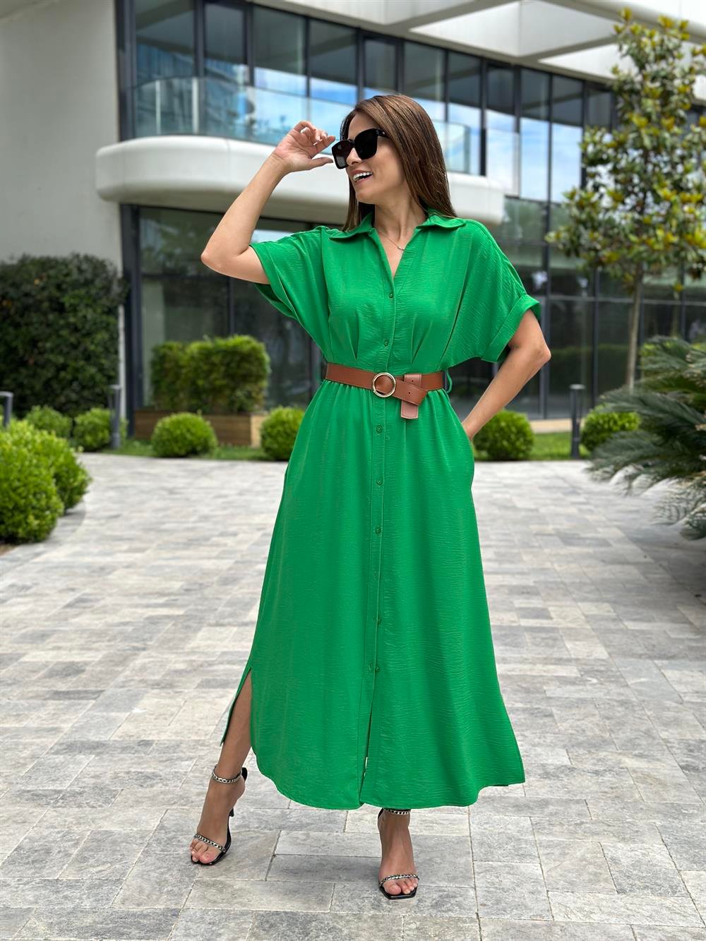 Yeşil Ön Ve Arka Pileli Kısa Kol Kemerli Kadın Gömlek Elbise