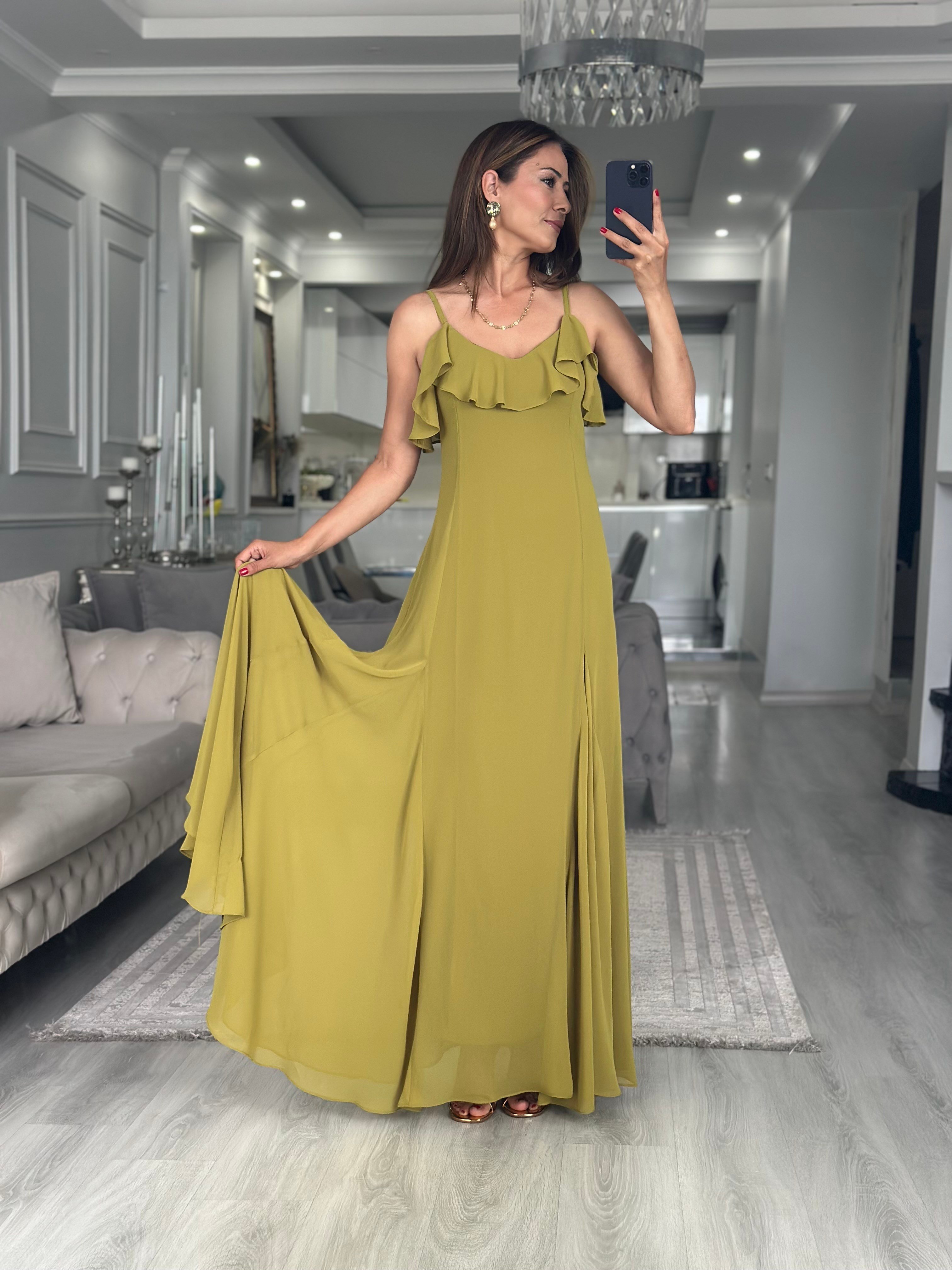 Yeşil Şifon Fırfır Detaylı Askılı Maxi Boy Kadın Elbise