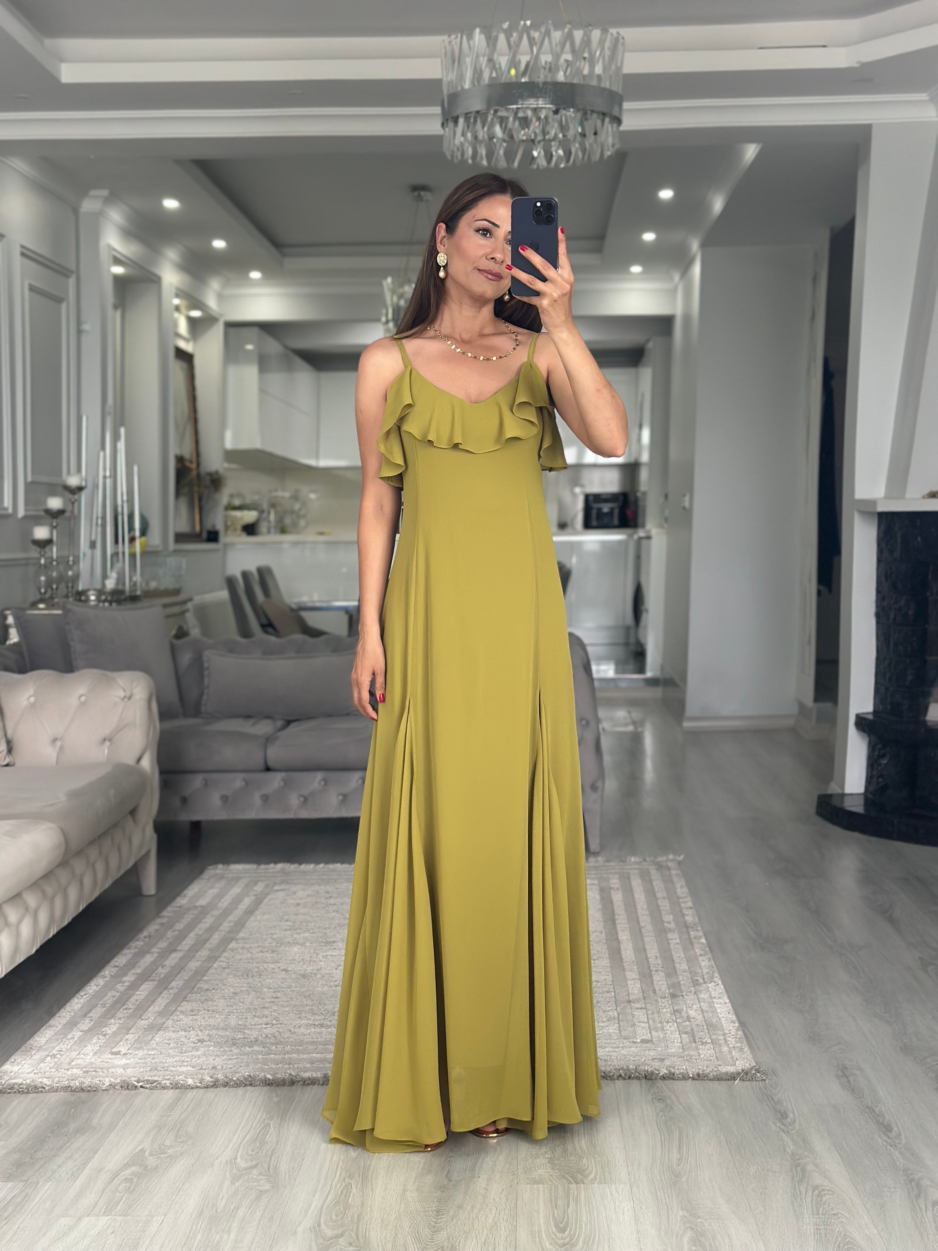 Yeşil Şifon Fırfır Detaylı Askılı Maxi Boy Kadın Elbise