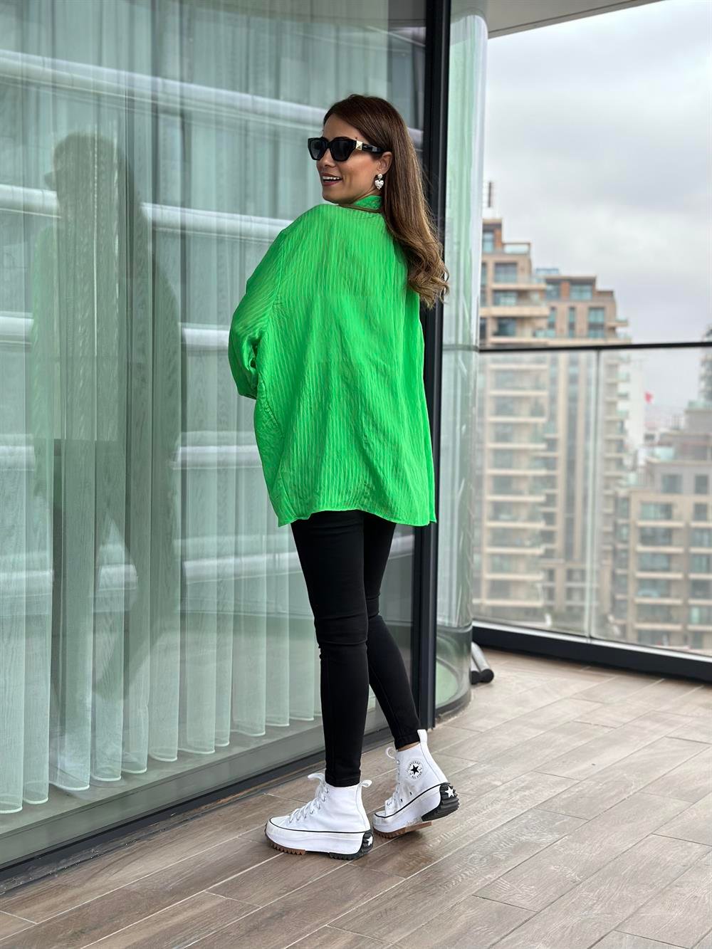 Yeşil Tek Cepli Oversize Kadın Gömlek