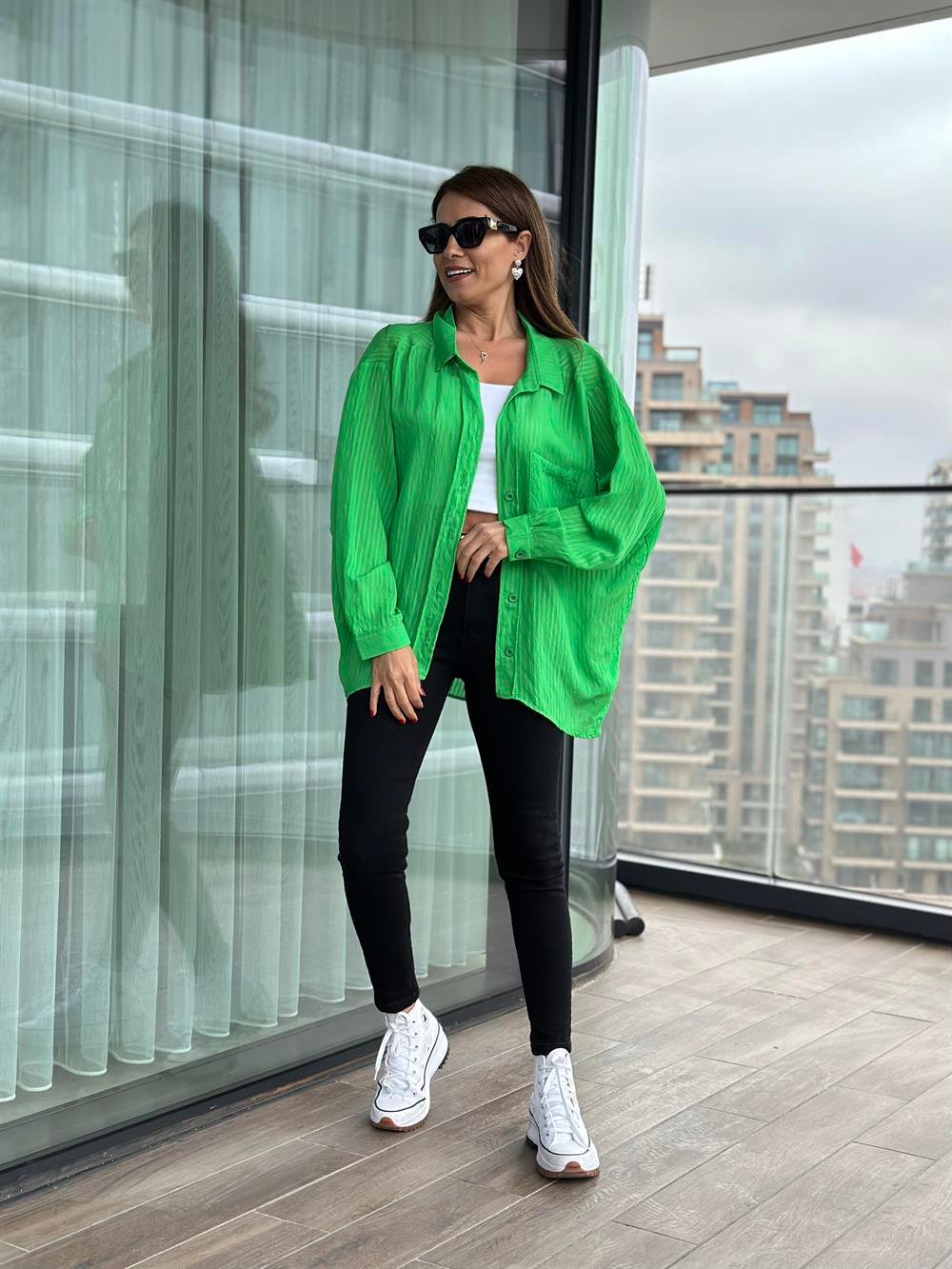 Yeşil Tek Cepli Oversize Kadın Gömlek