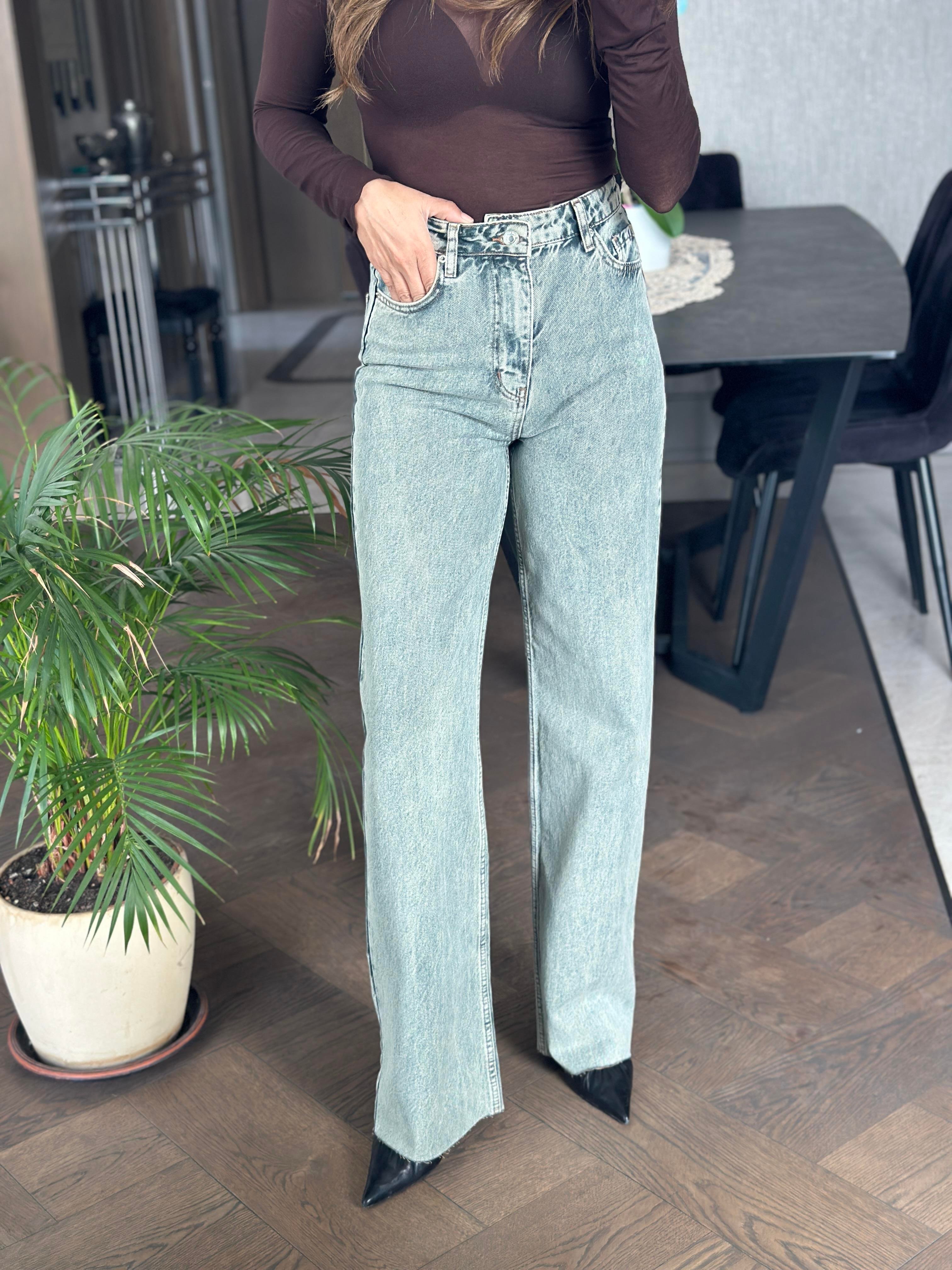 Yeşil Yıkamalı Kesik Paça  Wide Leg Kadın Jean Pantolon