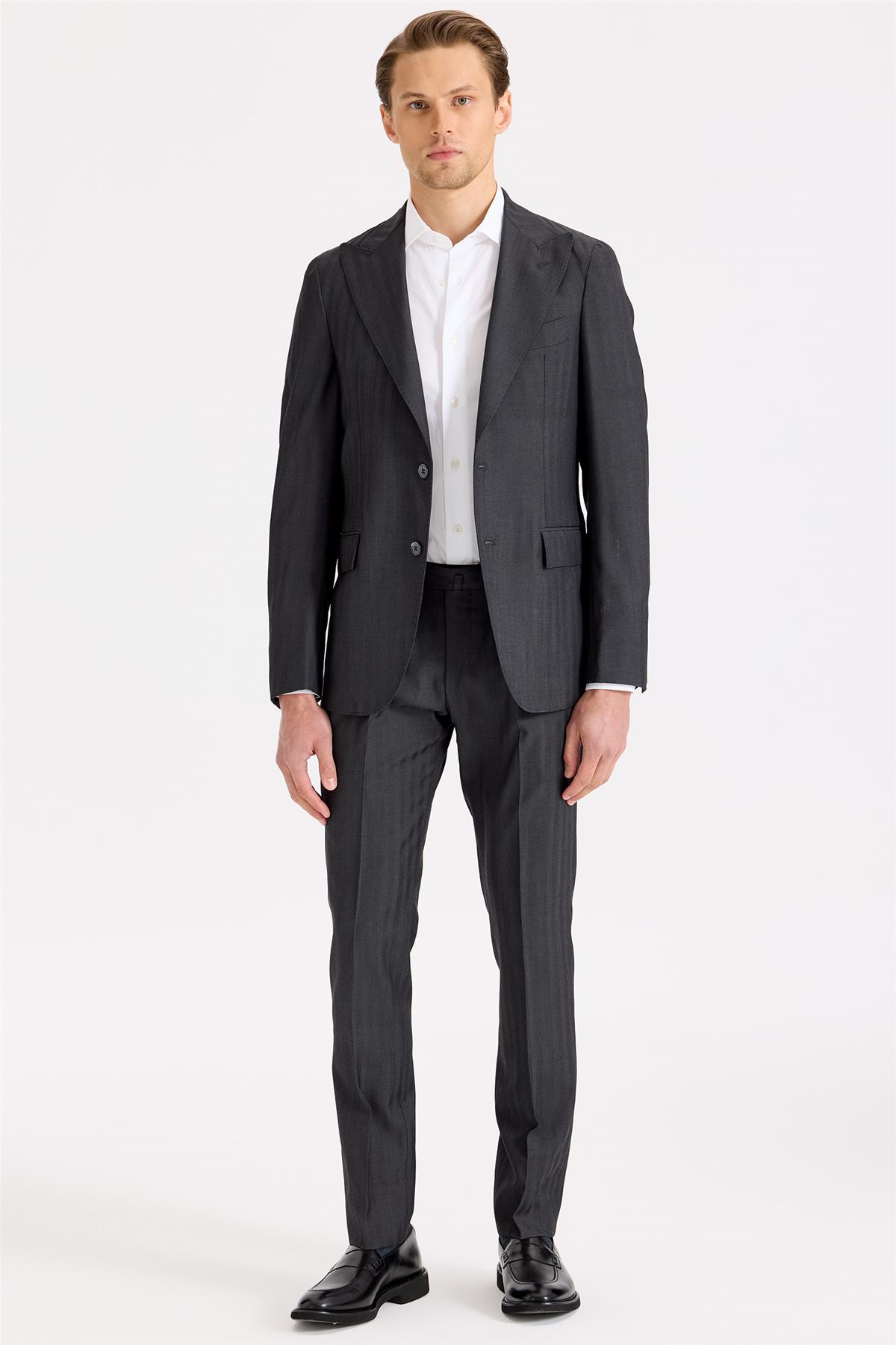 Antrasit Gri Yün Takım Elbise