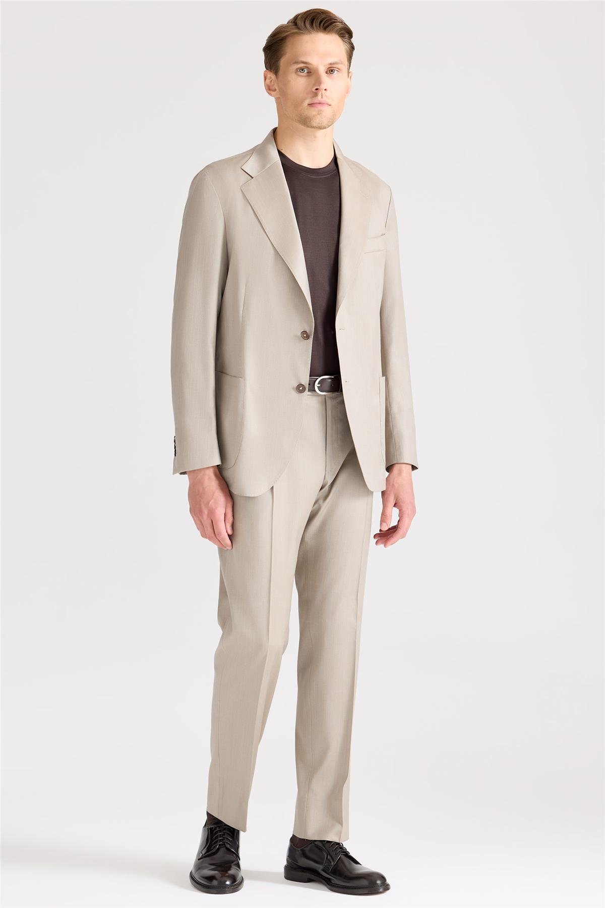 Bej Yün İpek Takım Elbise