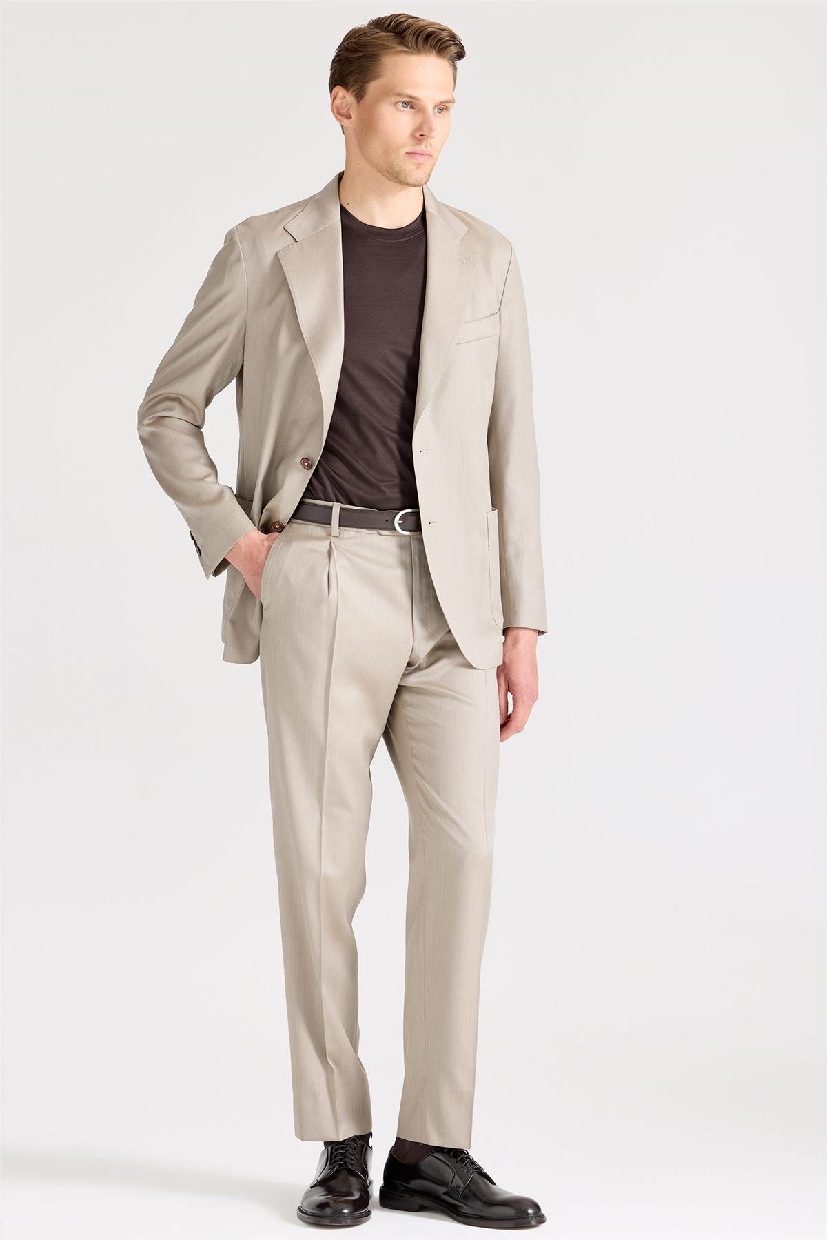 Bej Yün İpek Takım Elbise