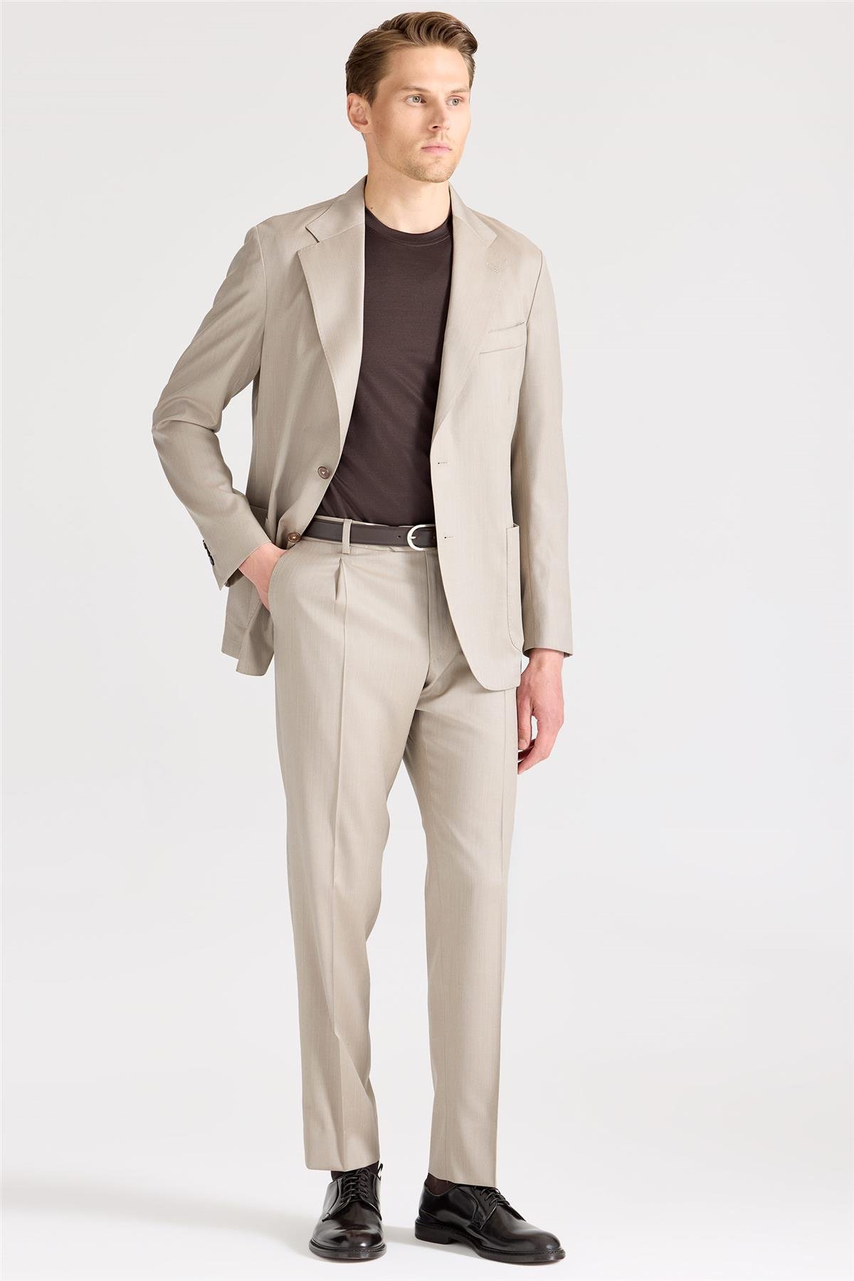 Bej Yün İpek Takım Elbise