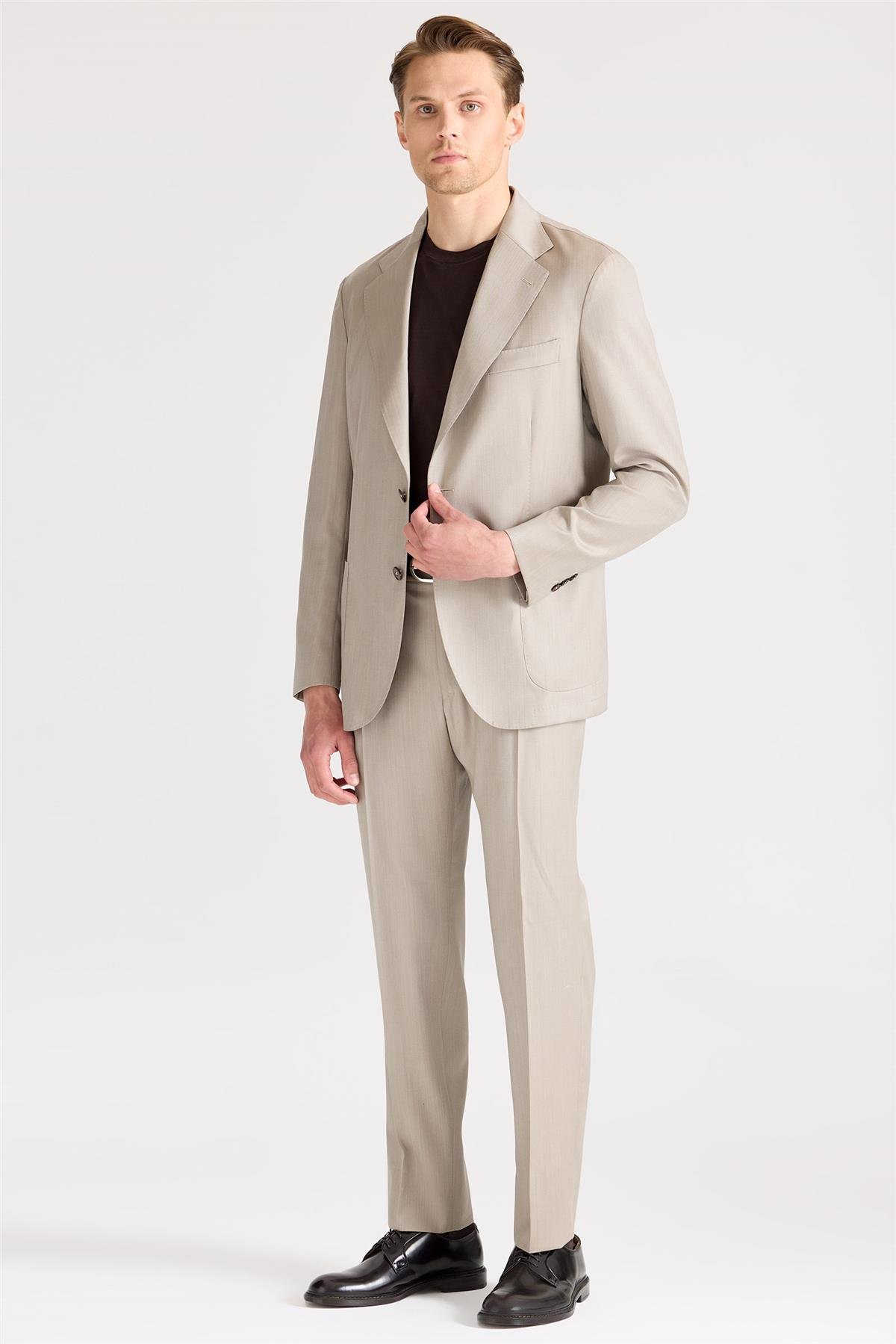 Bej Yün İpek Takım Elbise