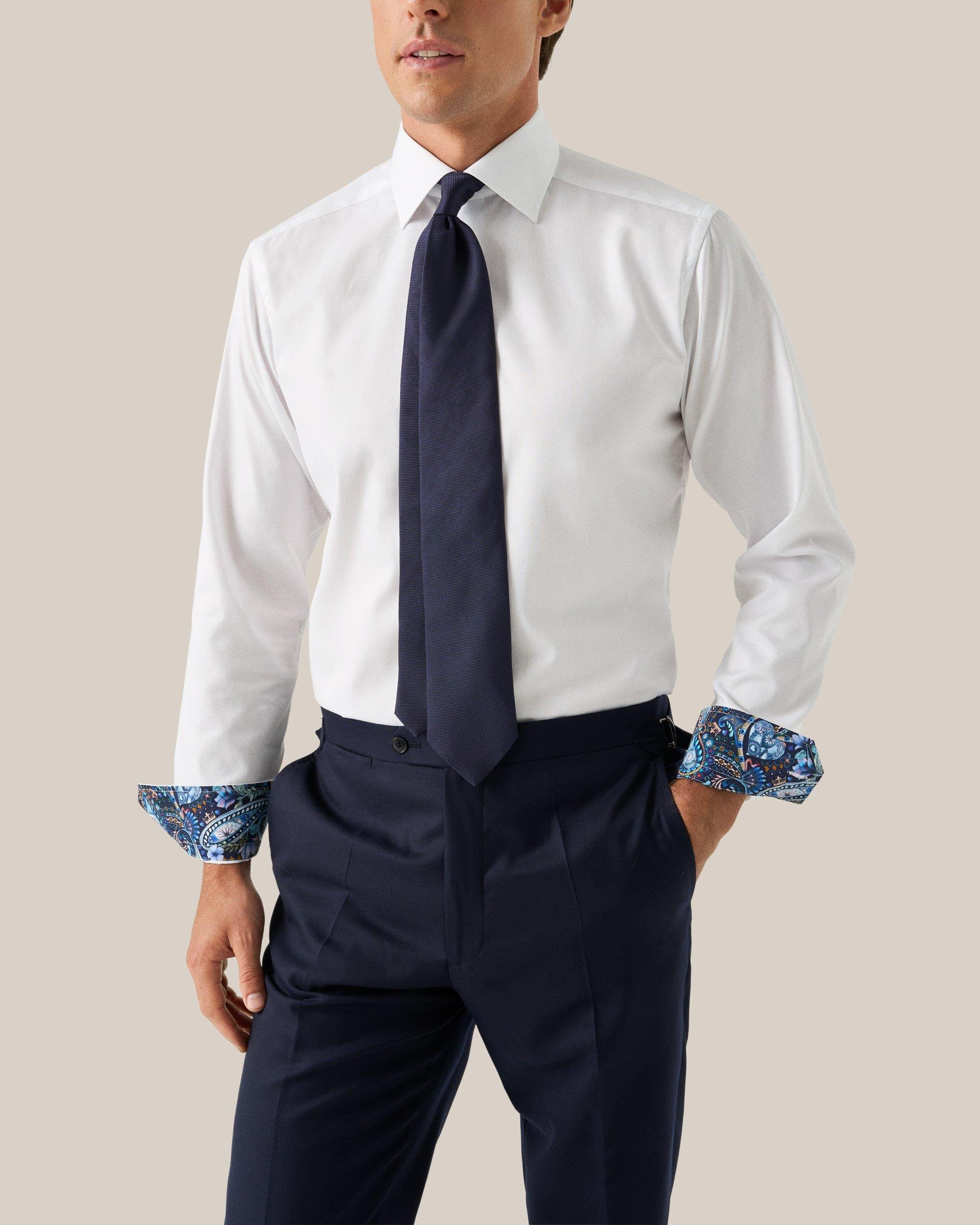 Beyaz Çiçek Desenli Pamuk Gömlek