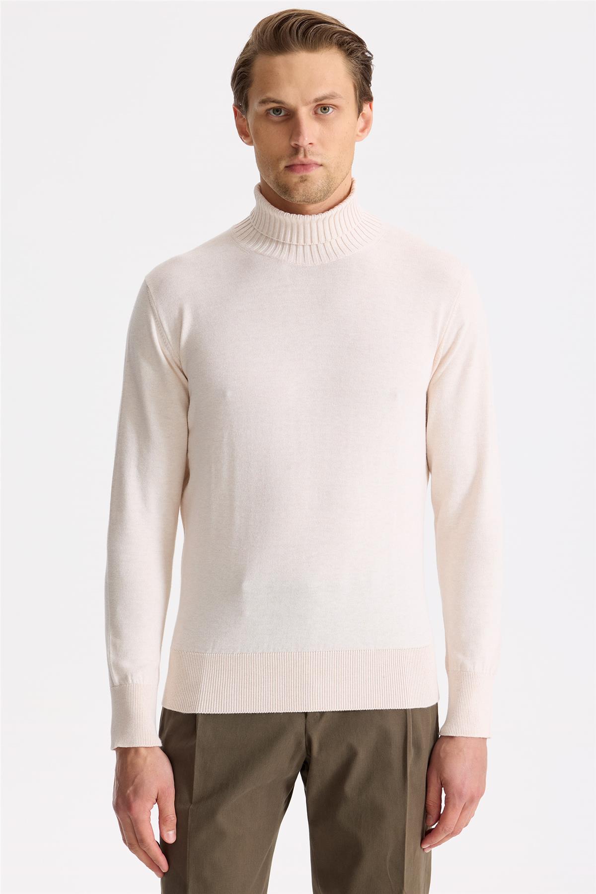 Ekru Balıkçı Yaka Pamuk Triko