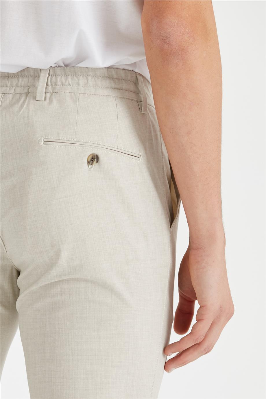 Ekru Beli Bağcıklı Erkek Pantolon