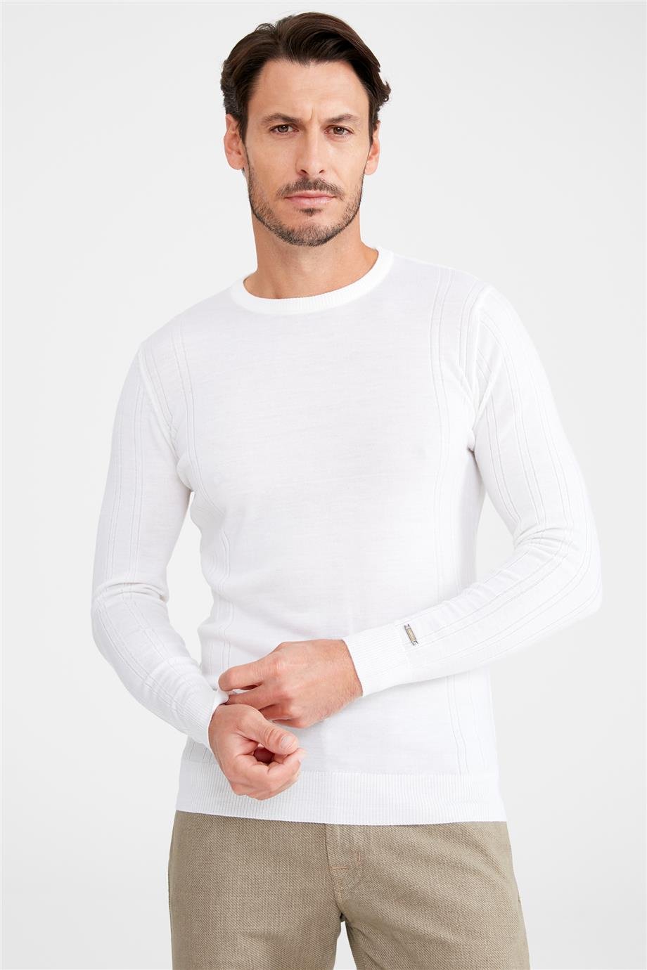 Ekru Sıfır Yaka Yün Triko