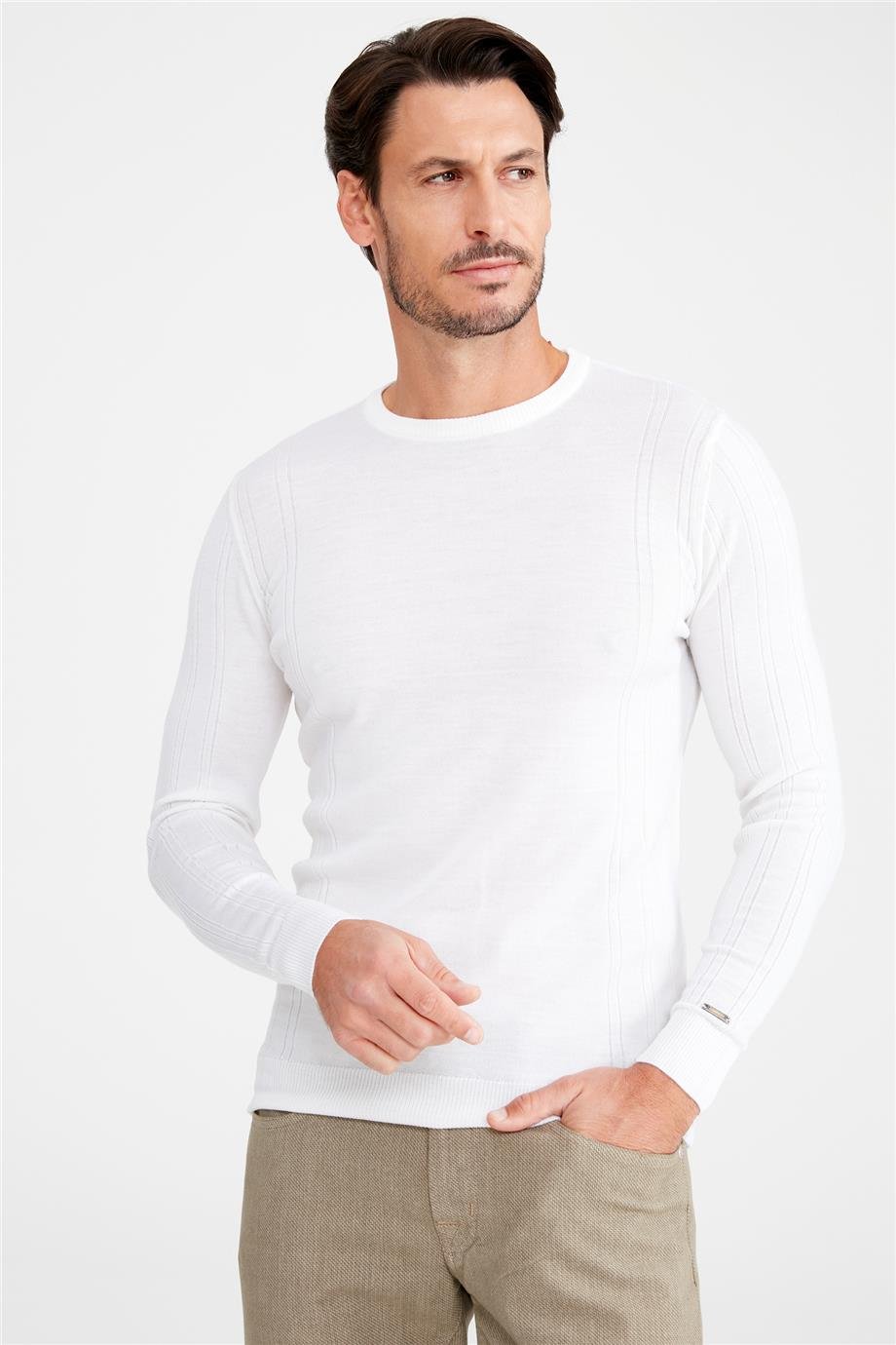 Ekru Sıfır Yaka Yün Triko