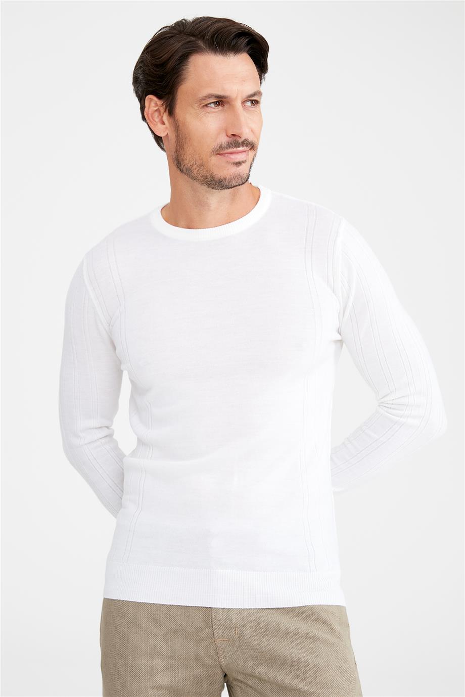 Ekru Sıfır Yaka Yün Triko