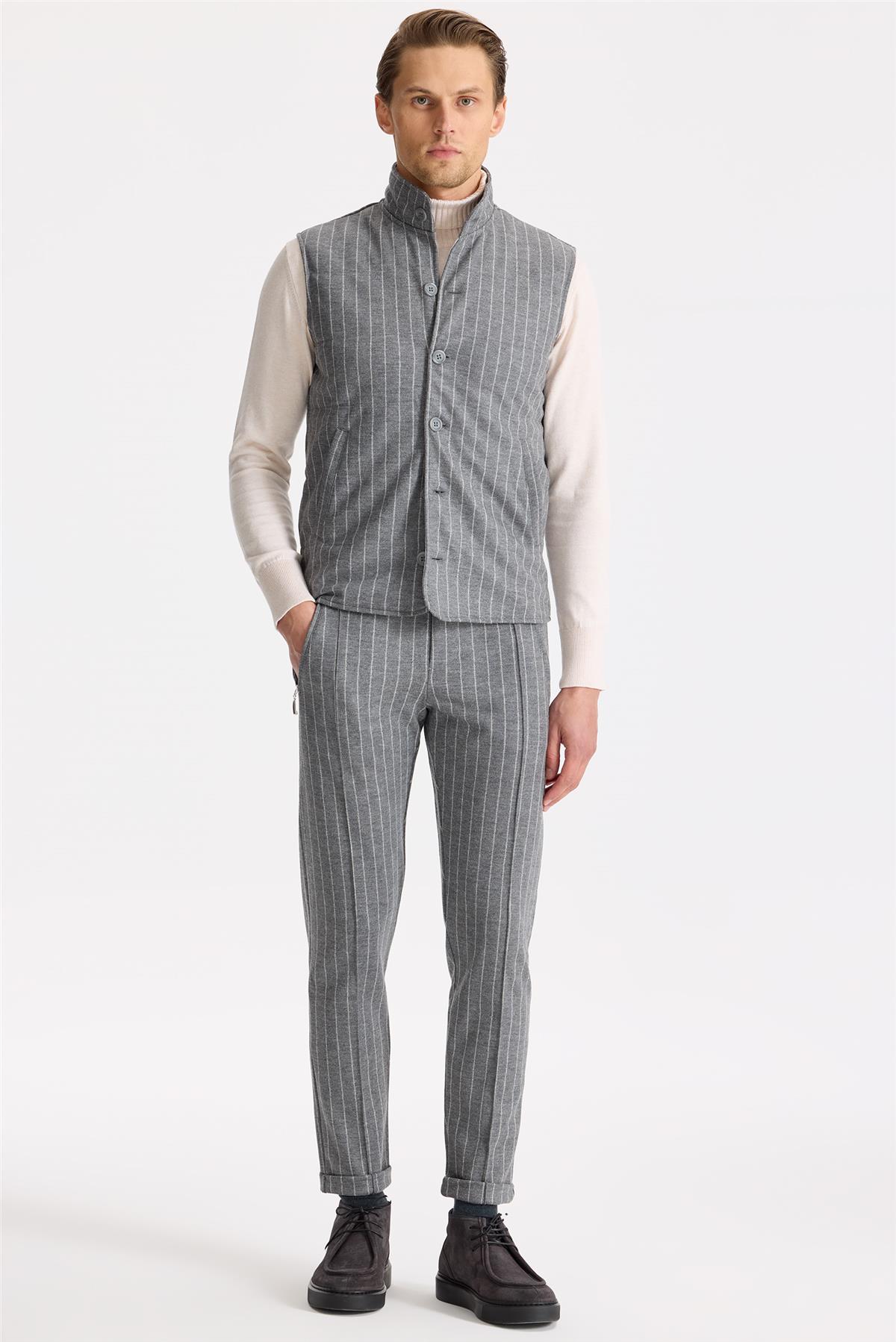 Gri Çizgili Yelekli Saf Yün Spor Takım