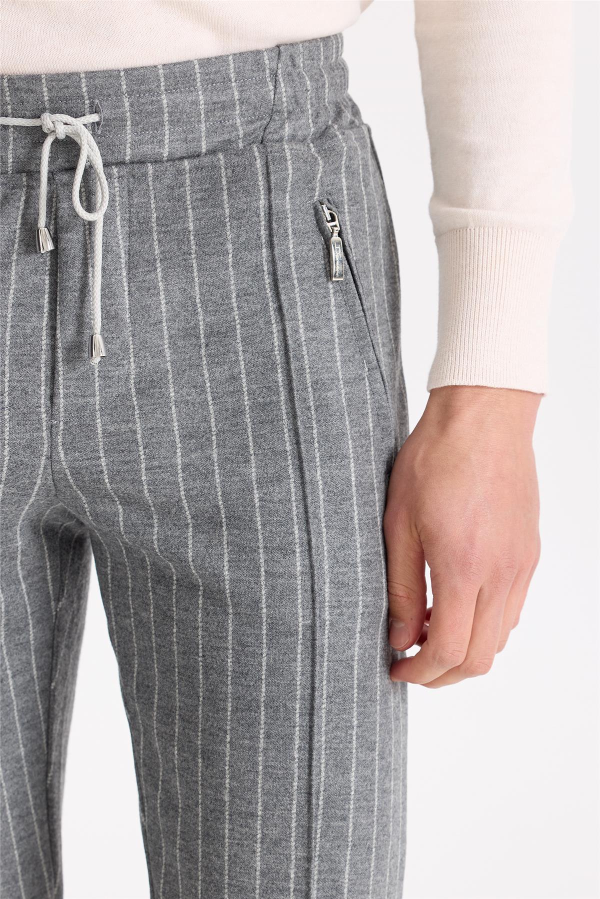 Gri Çizgili Yelekli Saf Yün Spor Takım