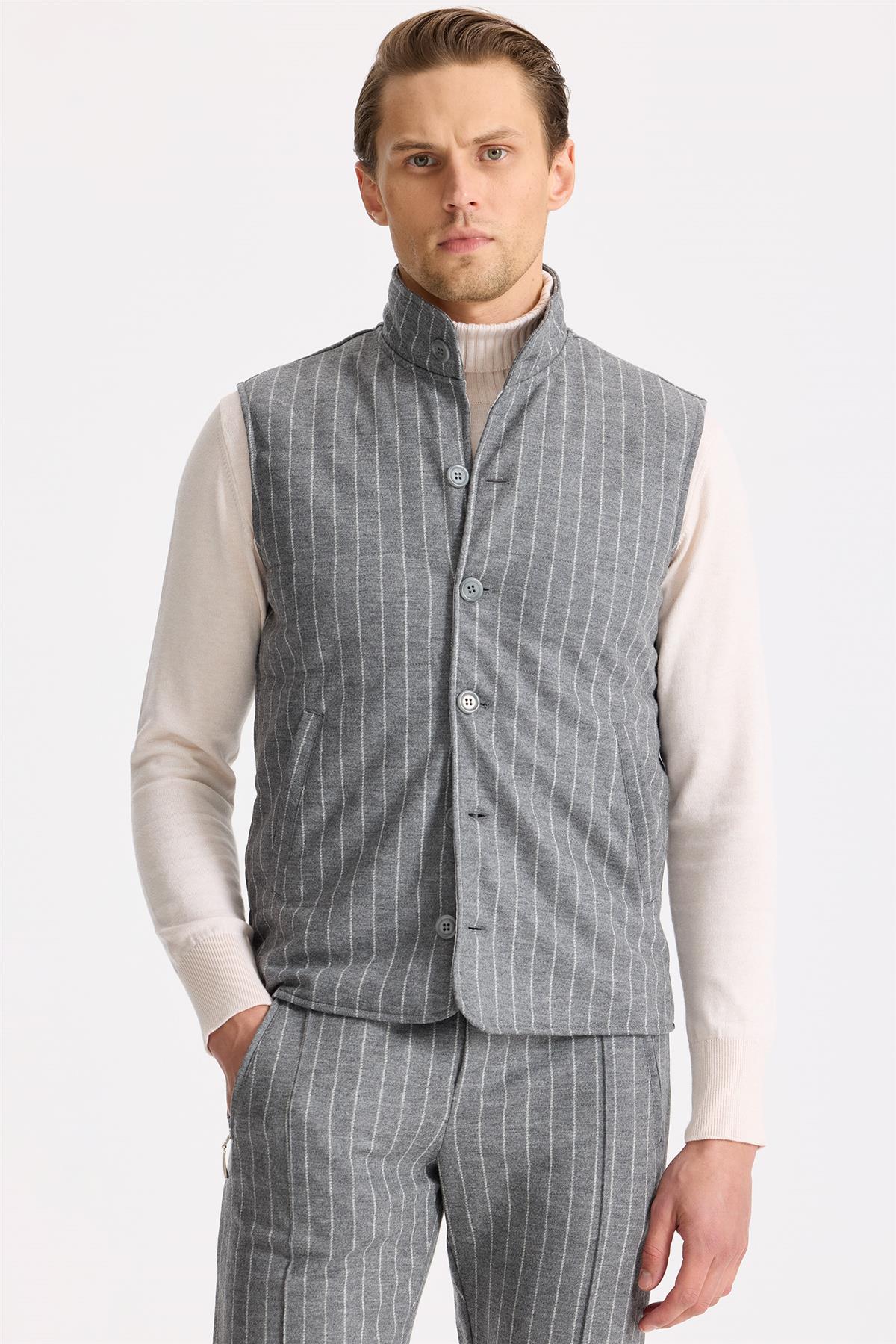 Gri Çizgili Yelekli Saf Yün Spor Takım