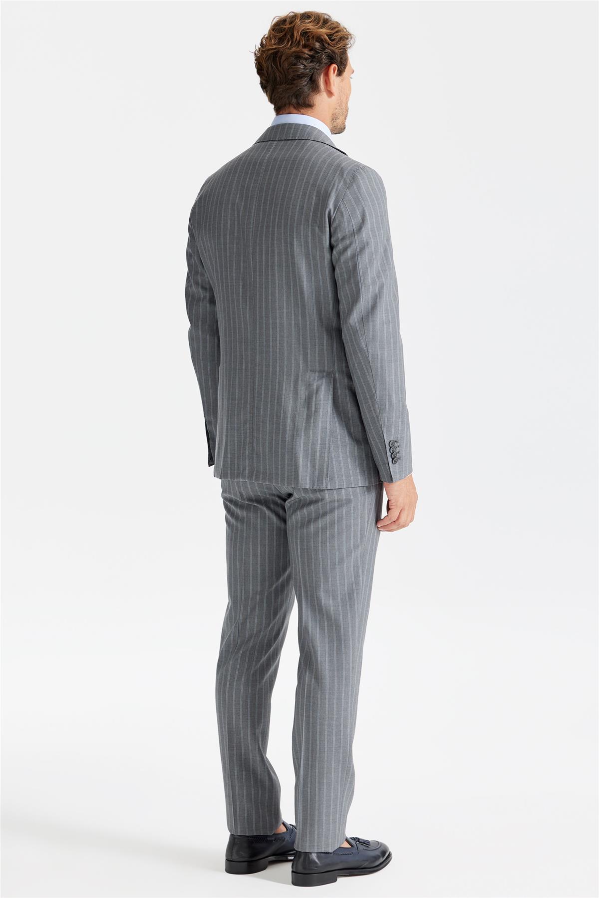 Gri Çizgili YünTakım Elbise