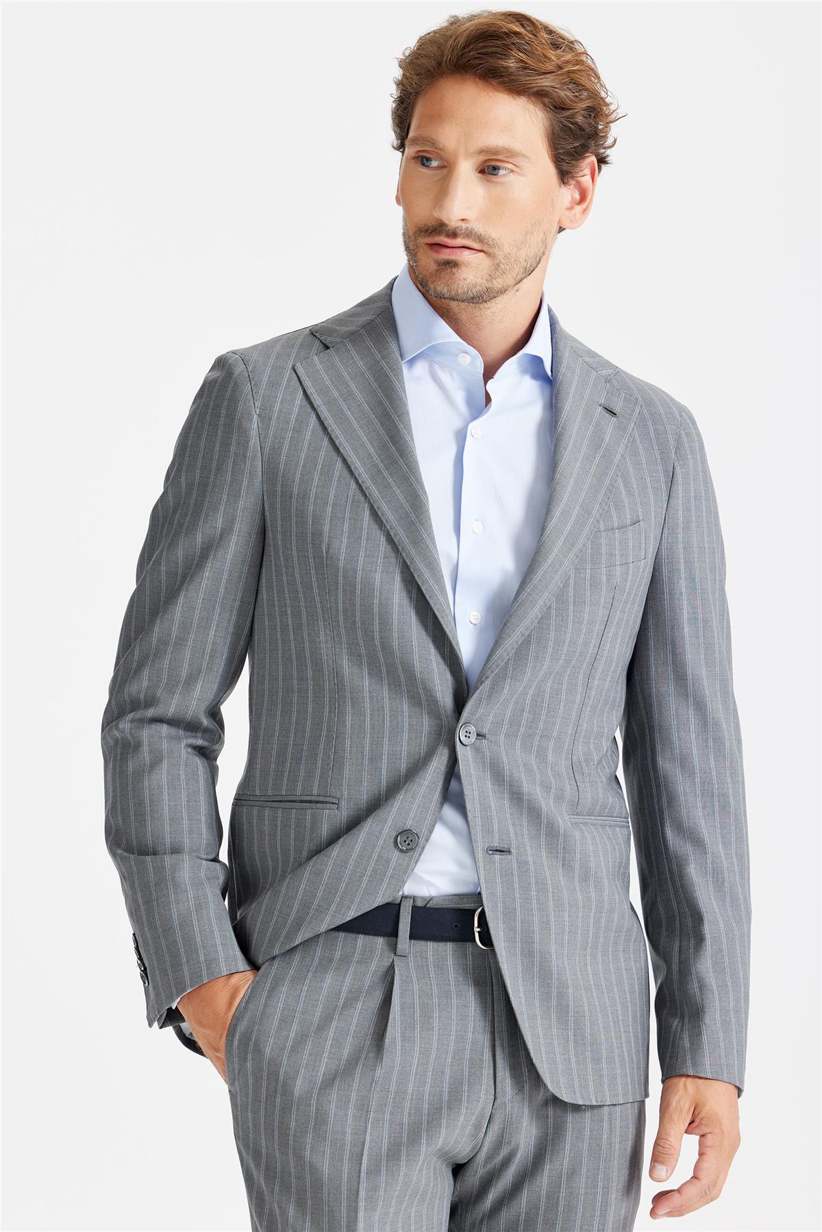 Gri Çizgili YünTakım Elbise