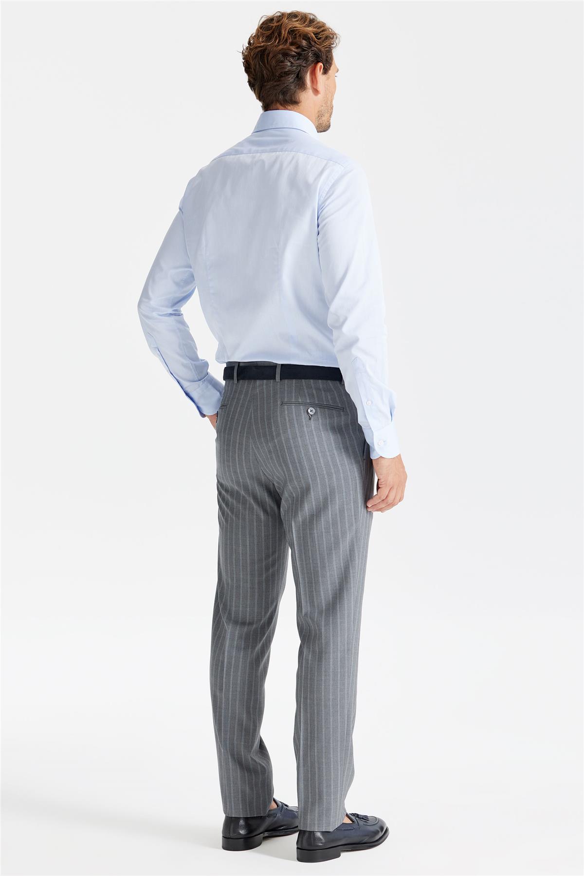 Gri Çizgili YünTakım Elbise