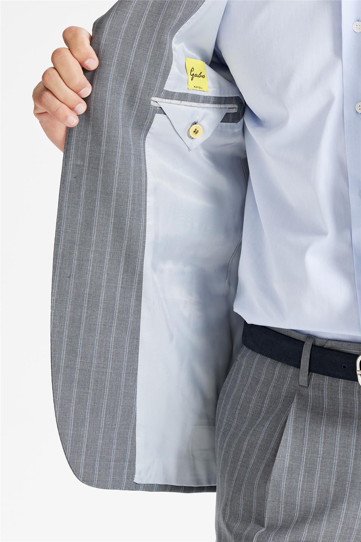 Gri Çizgili YünTakım Elbise