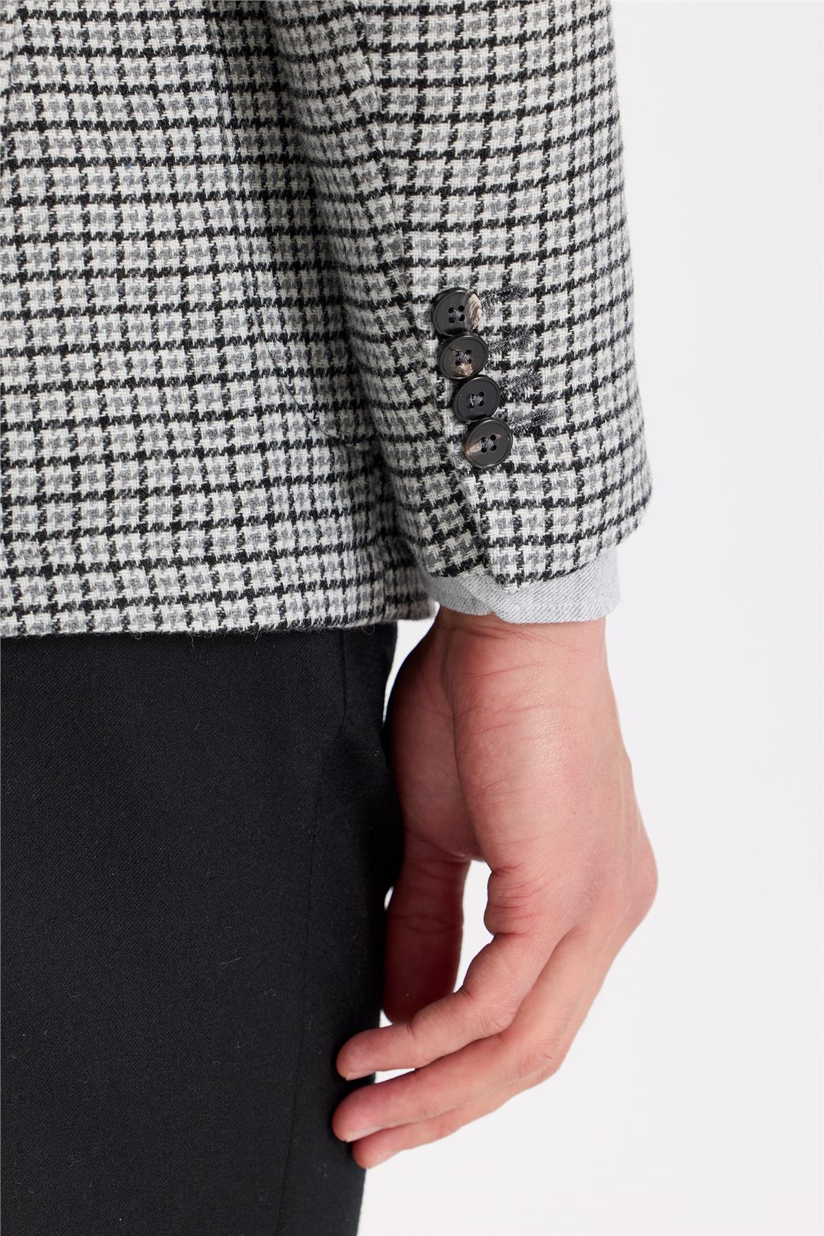 Gri Siyah Kareli Yün Ceket