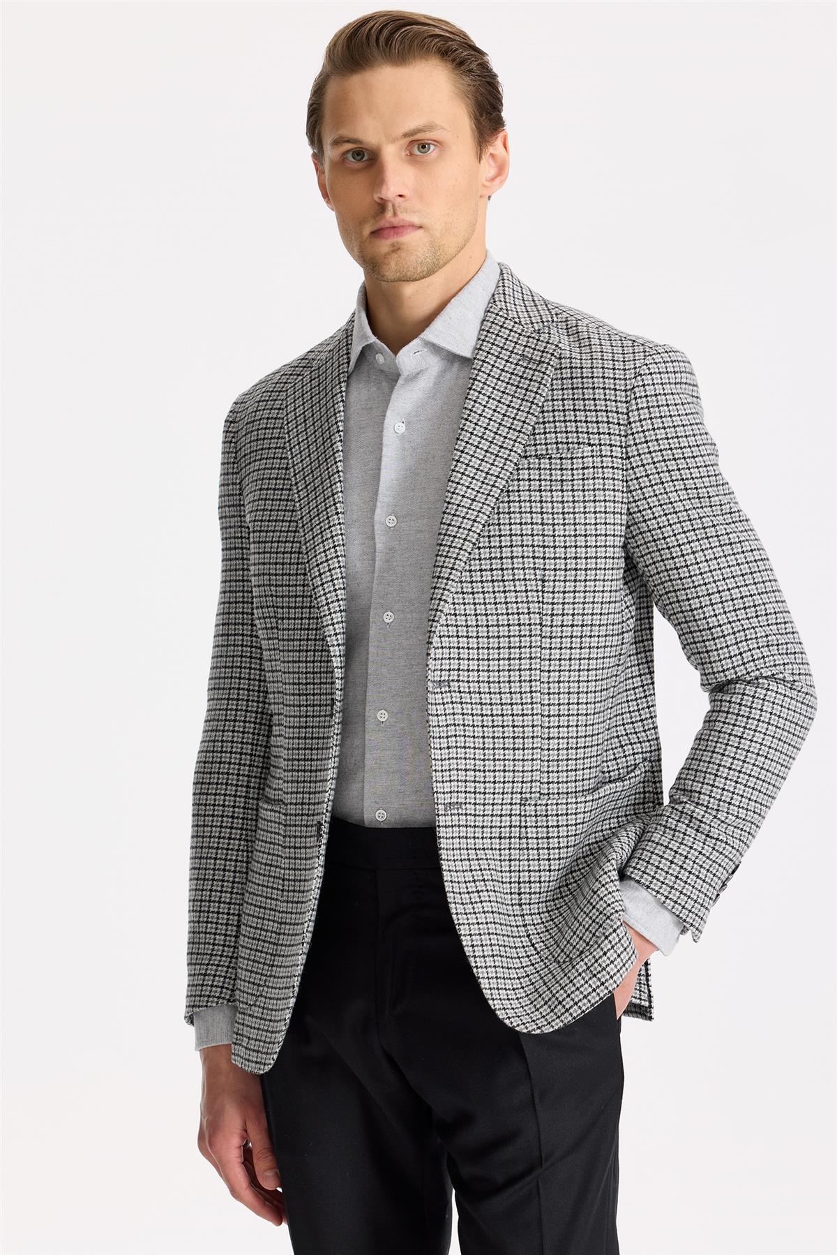 Gri Siyah Kareli Yün Ceket