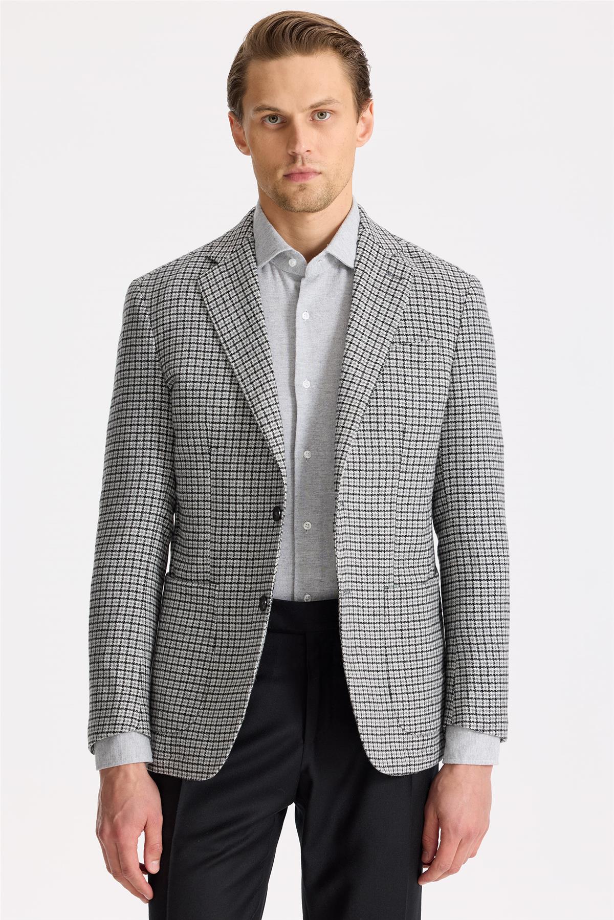 Gri Siyah Kareli Yün Ceket