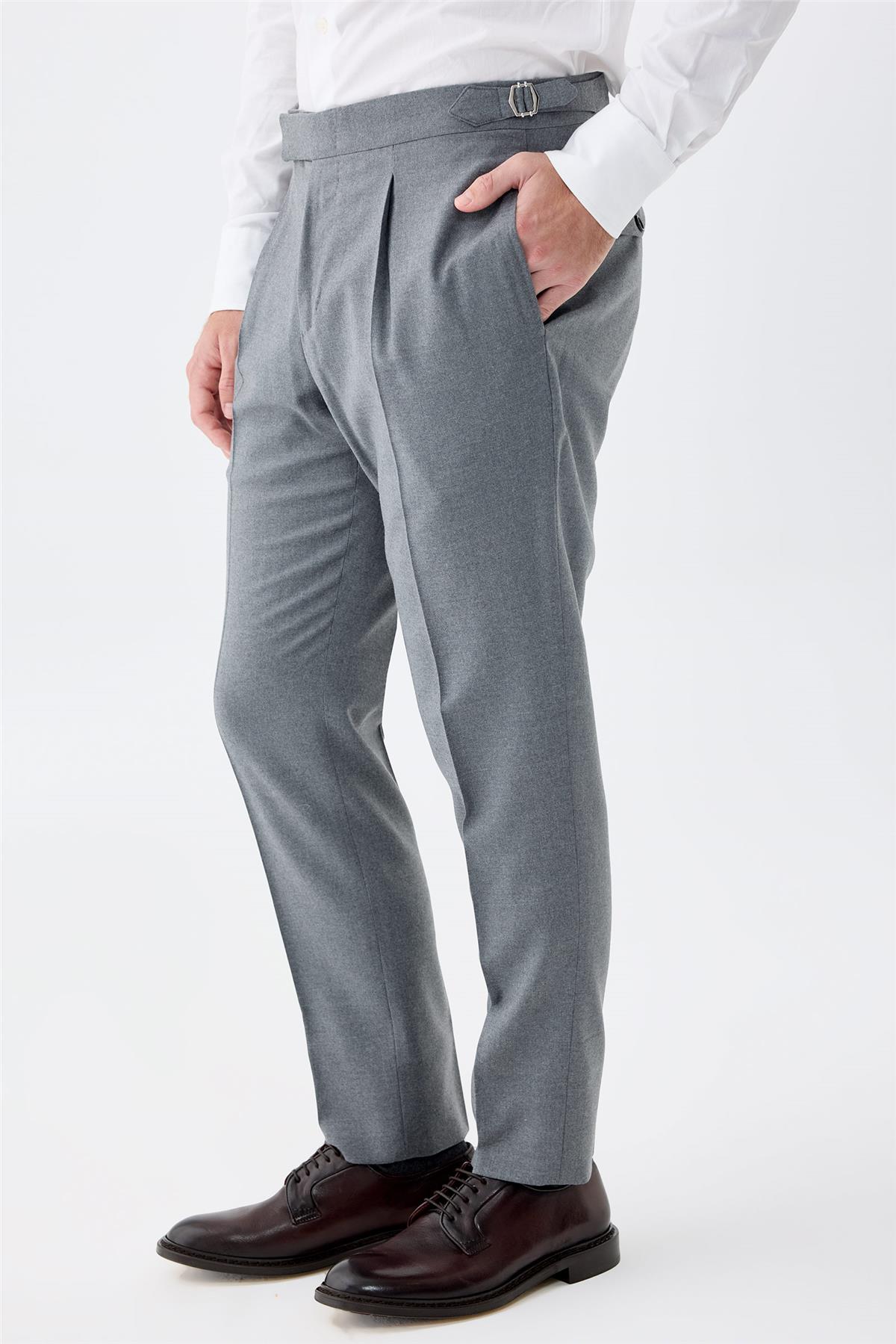 Gri Tokalı Yün Pantolon