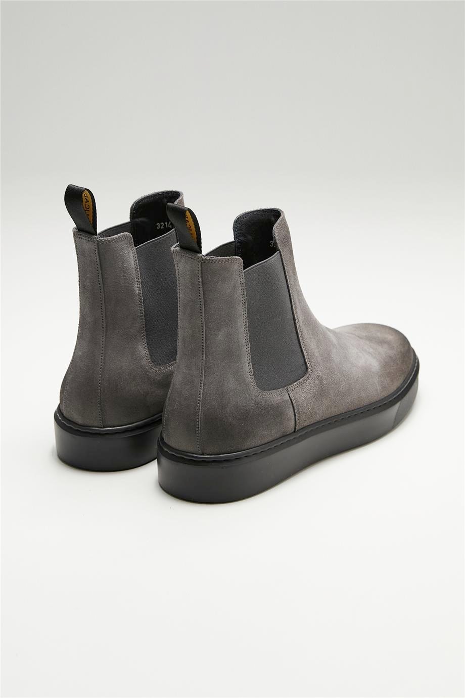 Gri Yağlı Süed Bot