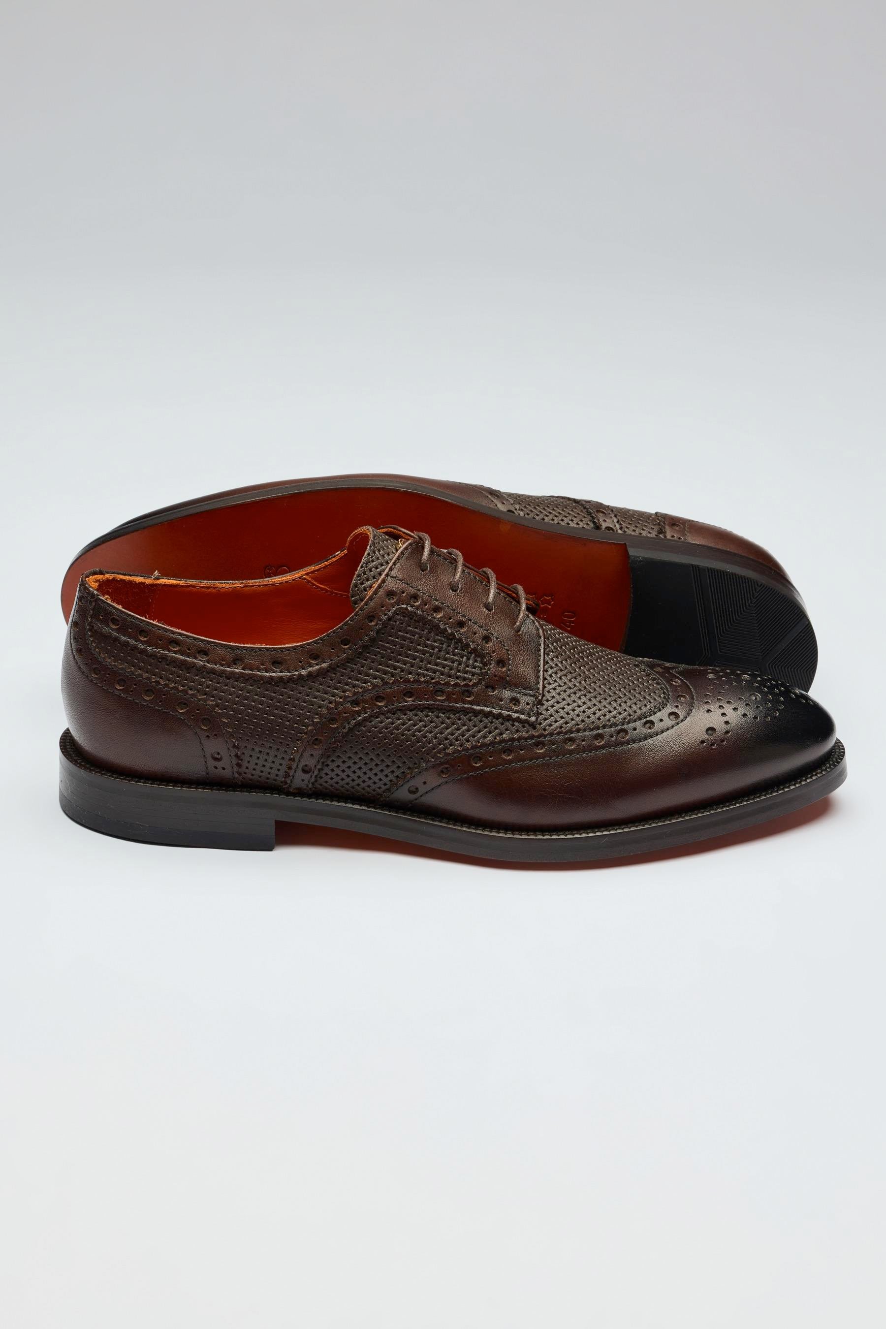 Kahverengi Bağcıklı Klasik Deri Ayakkabı