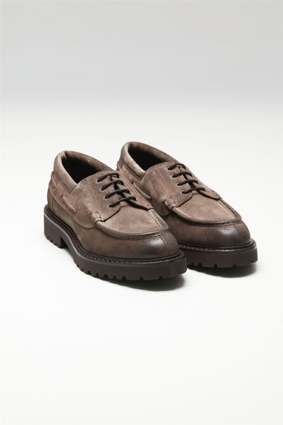 Kahverengi Bağcıklı Süed Loafer