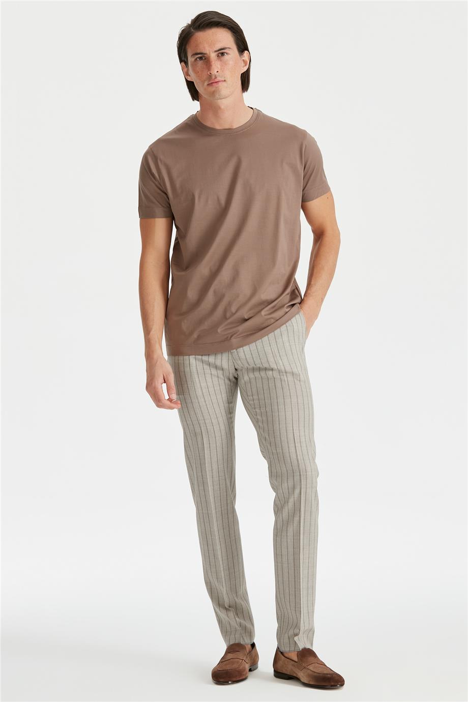 Kahverengi Sıfır Yaka T-shirt