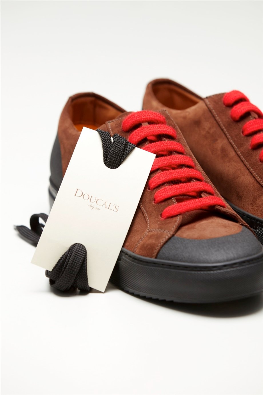 Kahverengi Süed Bağcıklı Sneaker