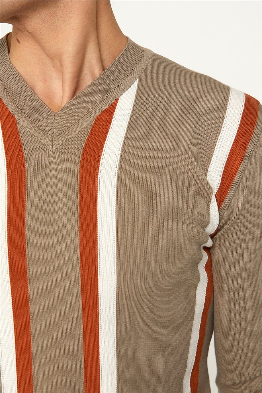 Cream Color Striped V-Neck Knitwear