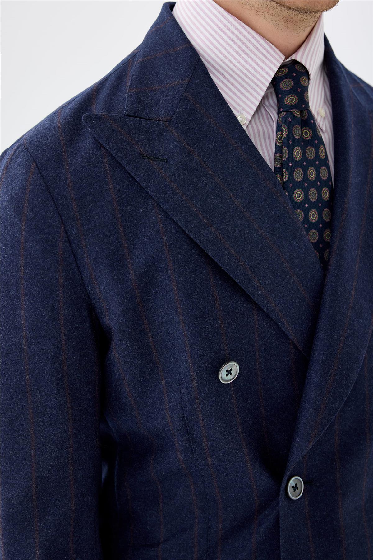 Lacivert Çizgili Kruvaze Yün Takım Elbise