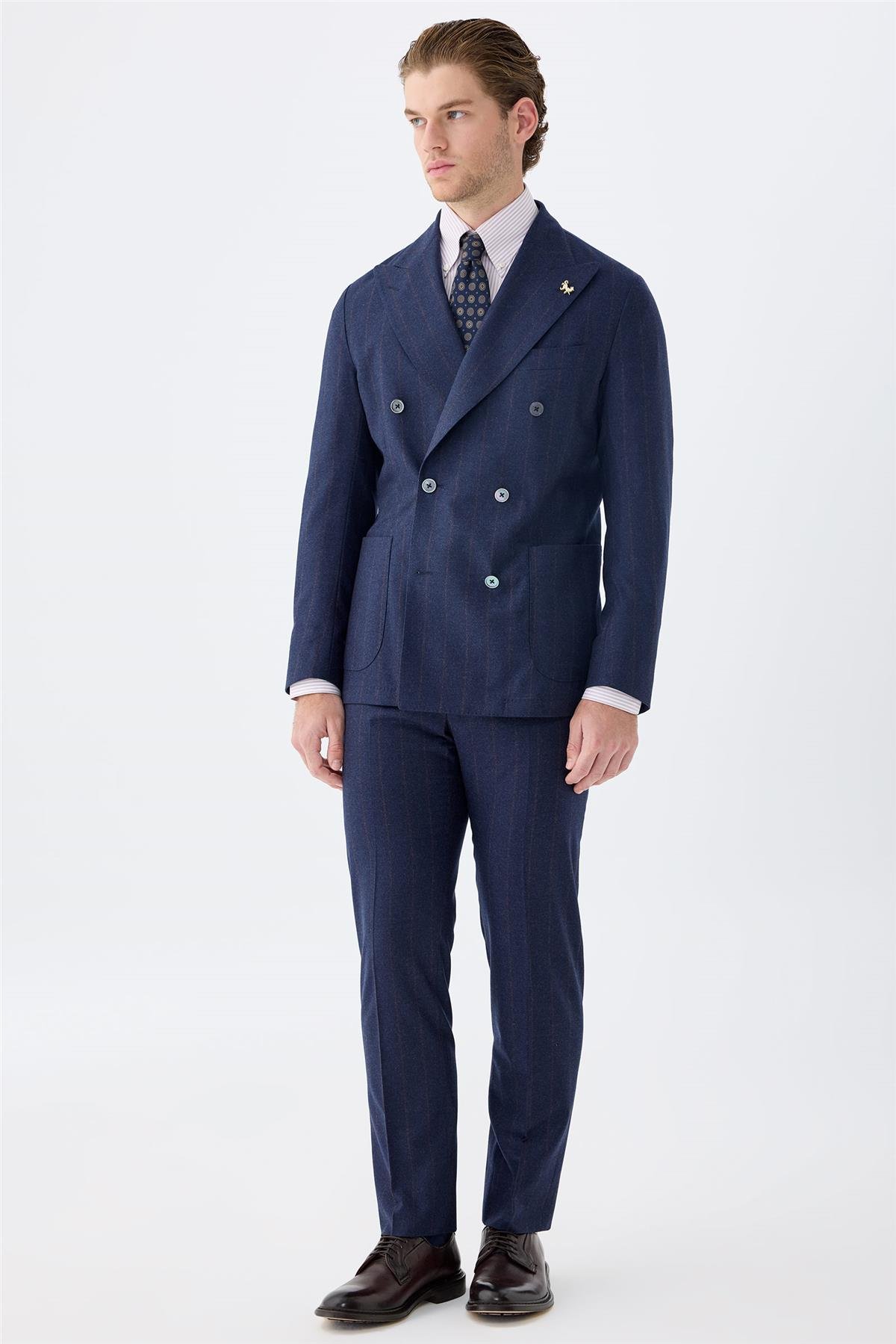 Lacivert Çizgili Kruvaze Yün Takım Elbise