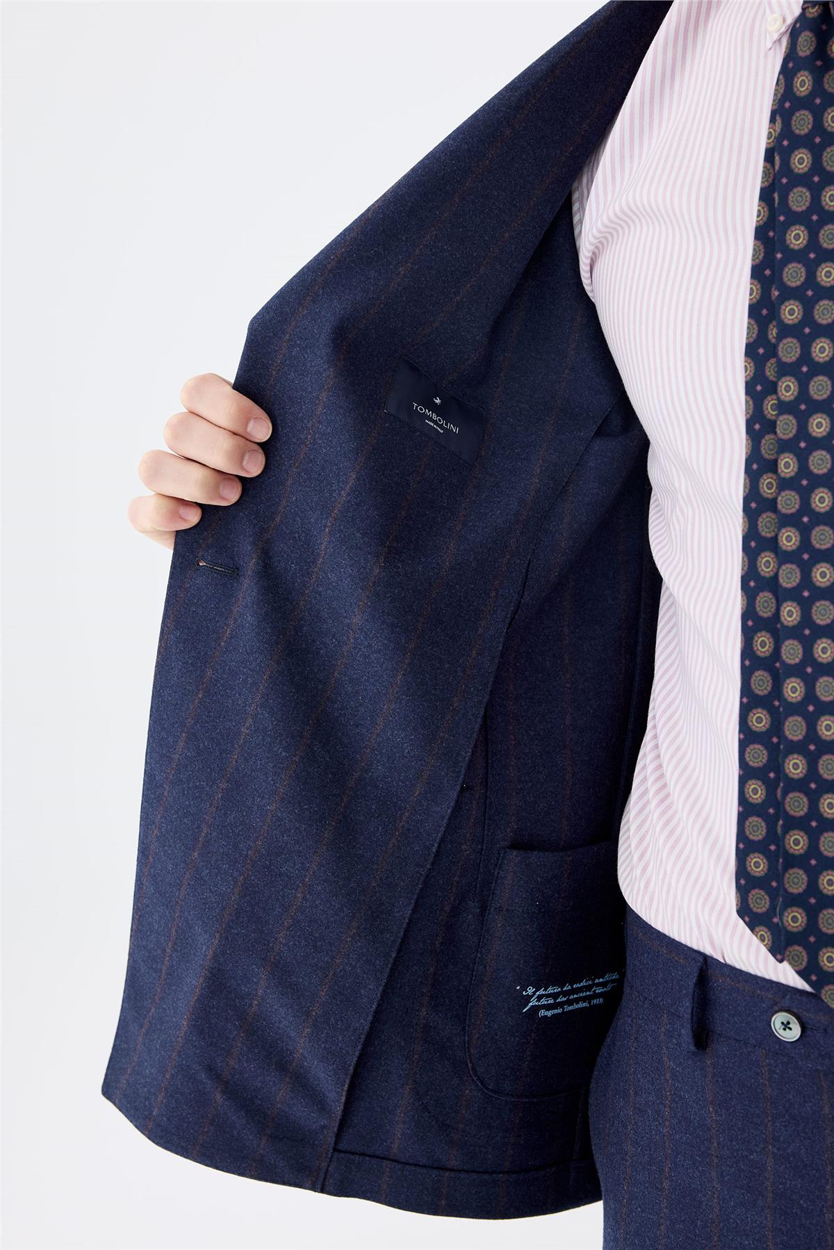 Lacivert Çizgili Kruvaze Yün Takım Elbise