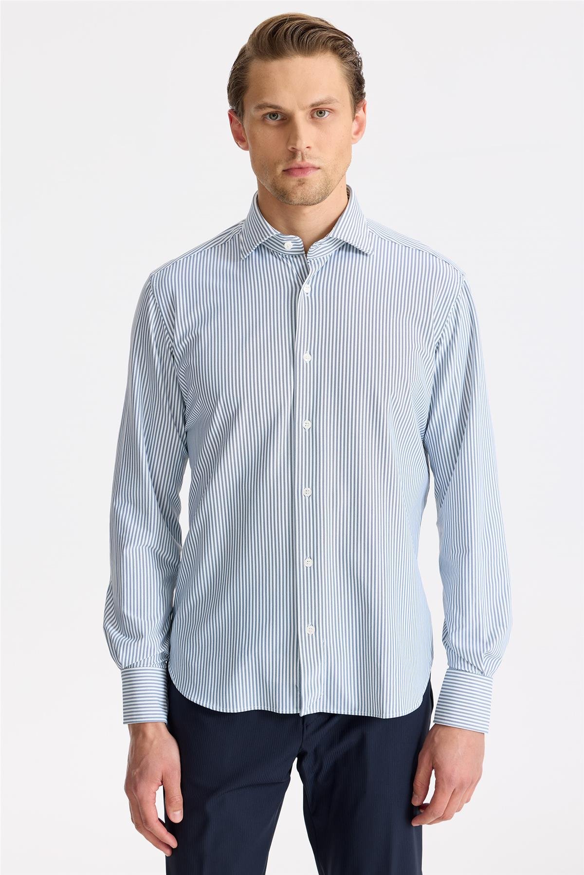 Lacivert Çizgili Teknik Kumaş Gömlek