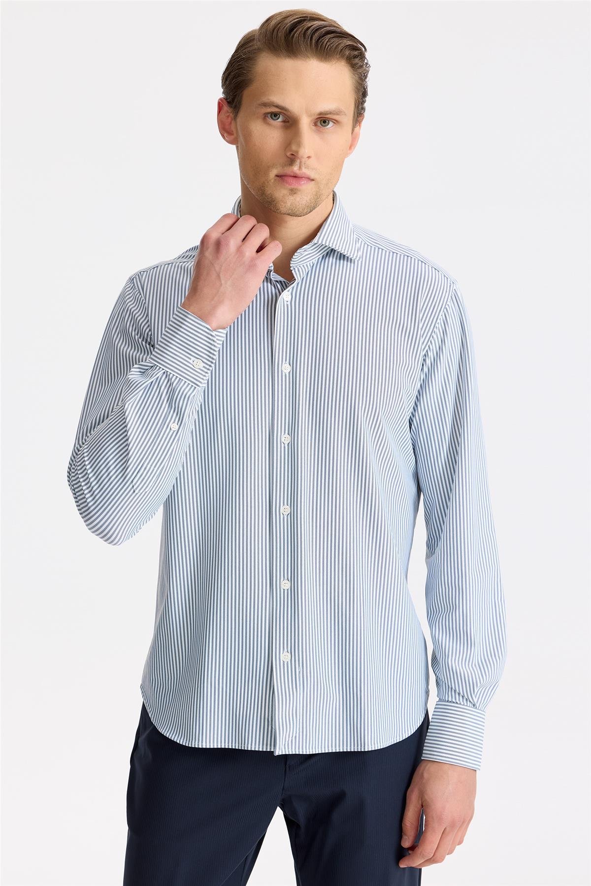 Lacivert Çizgili Teknik Kumaş Gömlek