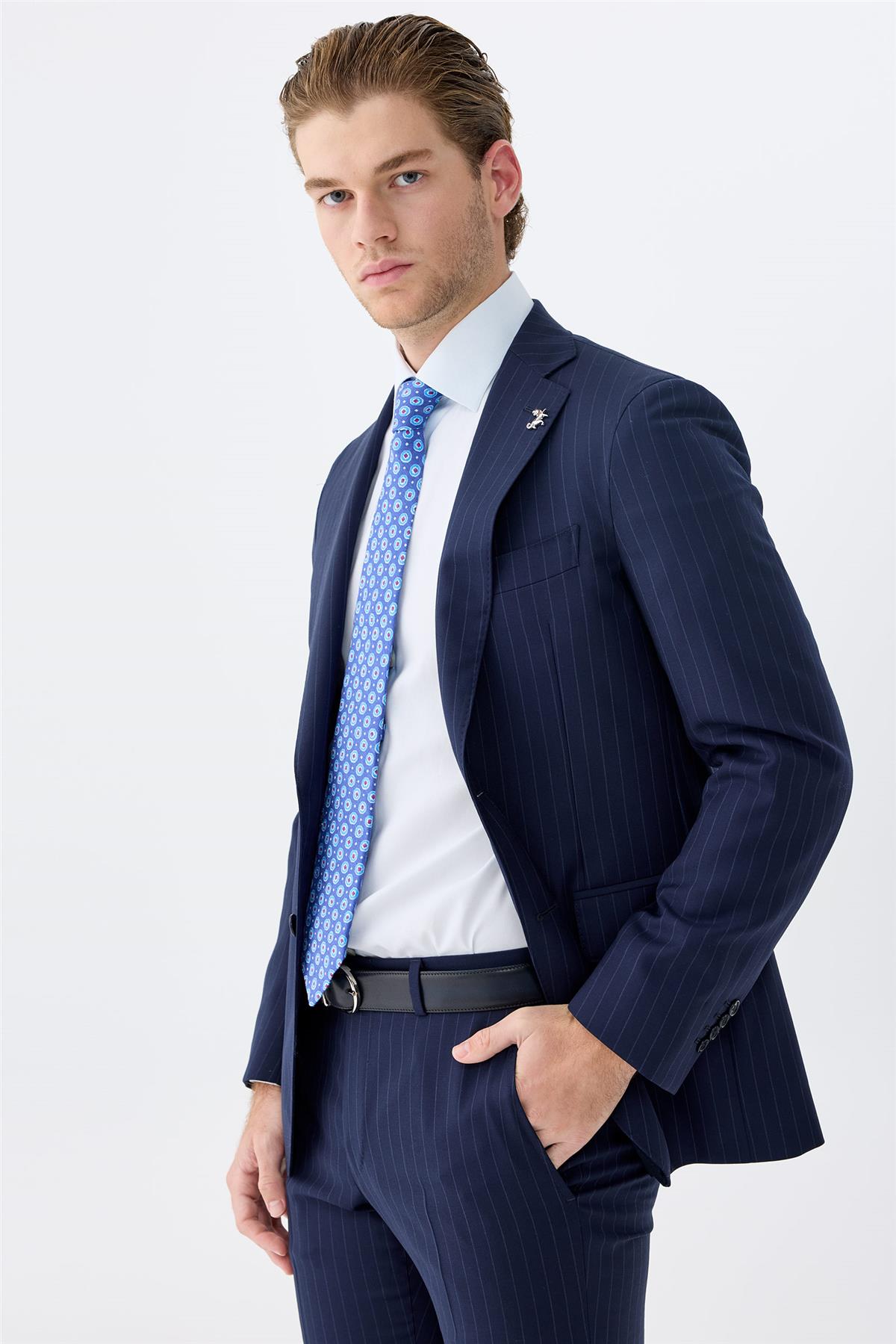 Lacivert Çizgili Yün Takım Elbise 