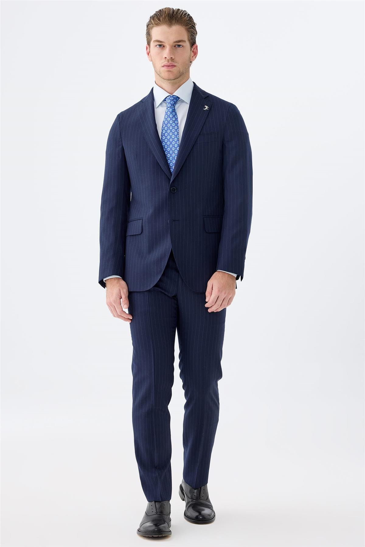 Lacivert Çizgili Yün Takım Elbise 