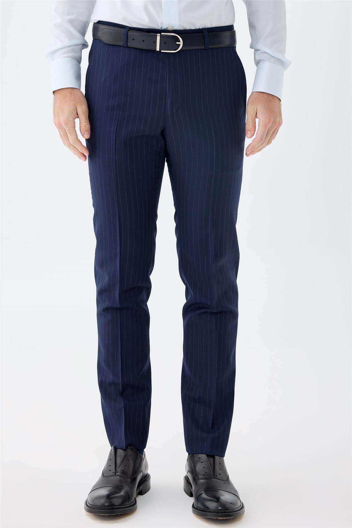 Lacivert Çizgili Yün Takım Elbise 