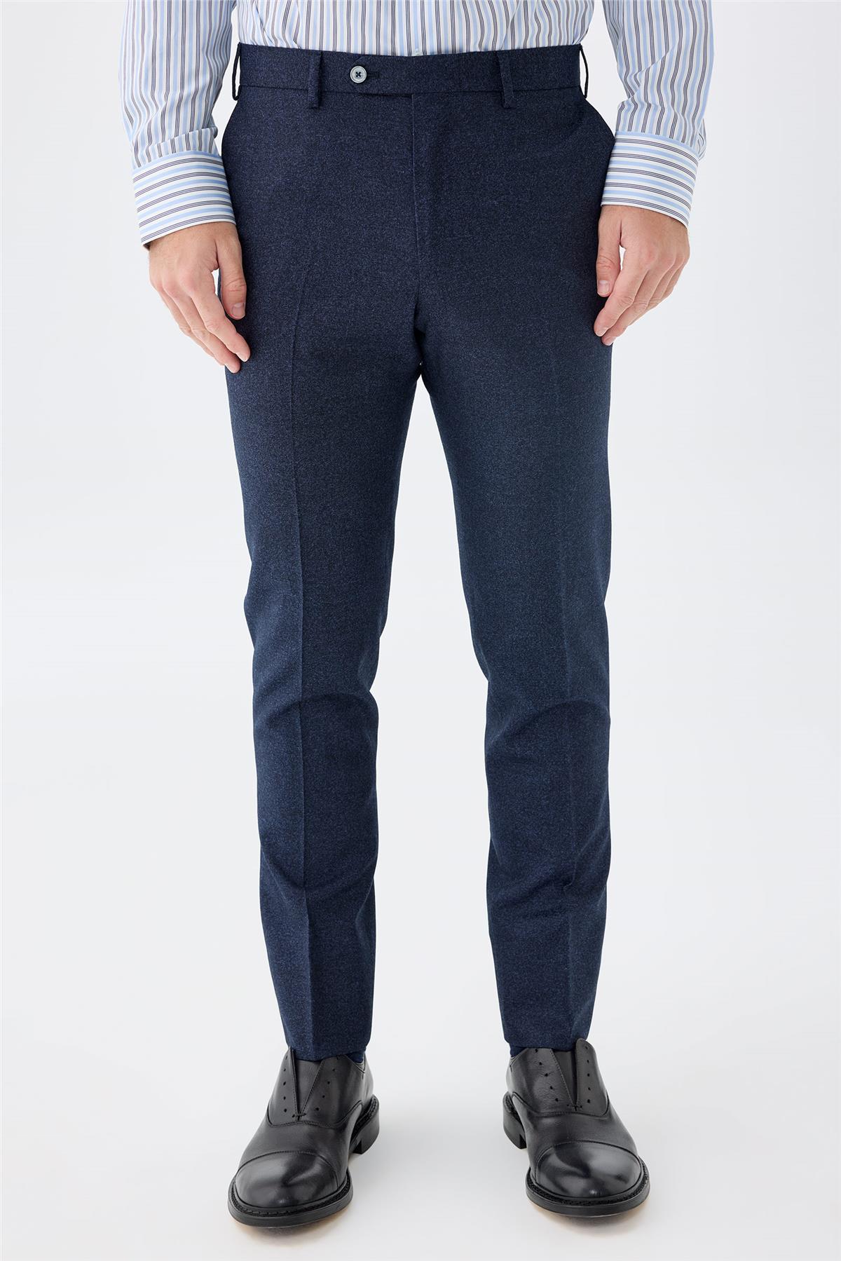 Lacivert Flanel Yün Takım Elbise