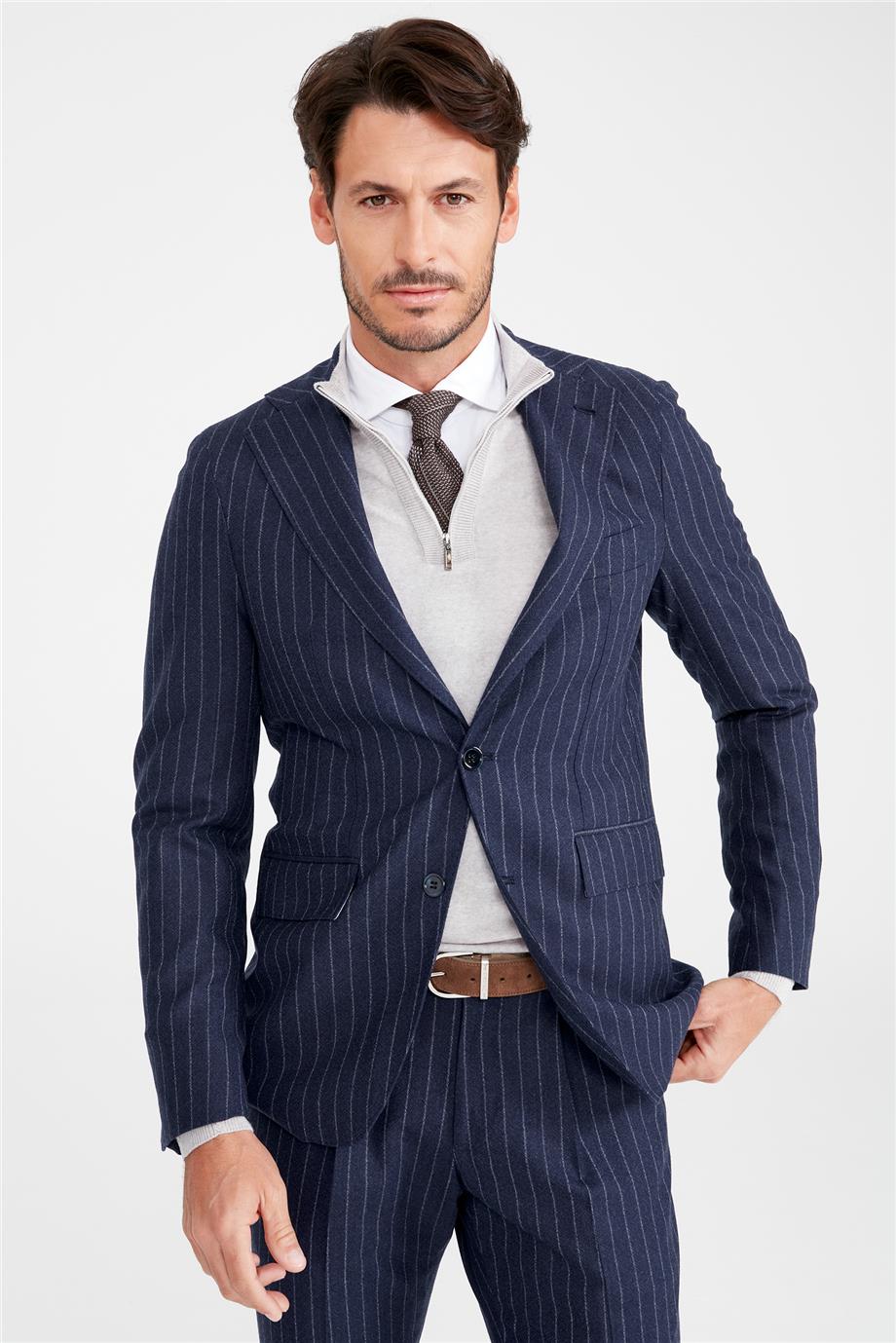 Lacivert Gri Çizgili Yün Takım Elbise