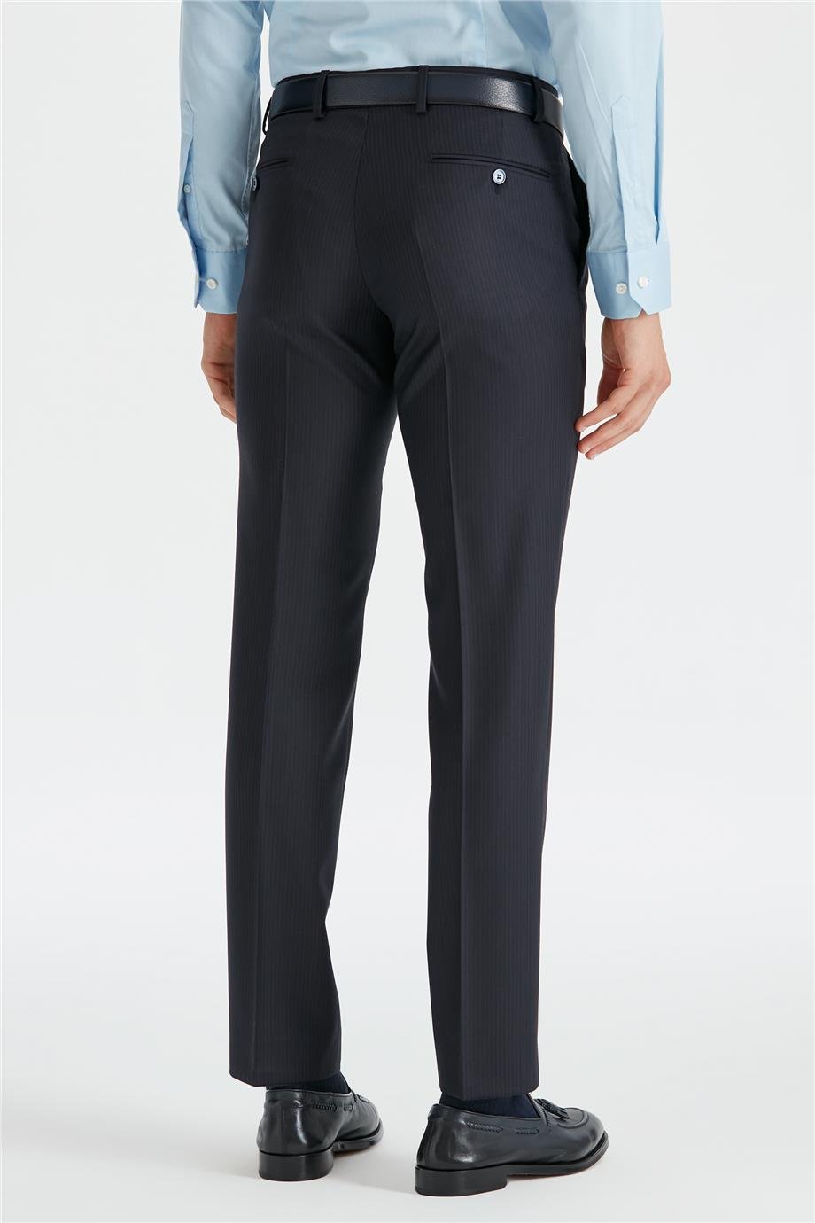 Lacivert Silik Çizgili Yün Takım Elbise