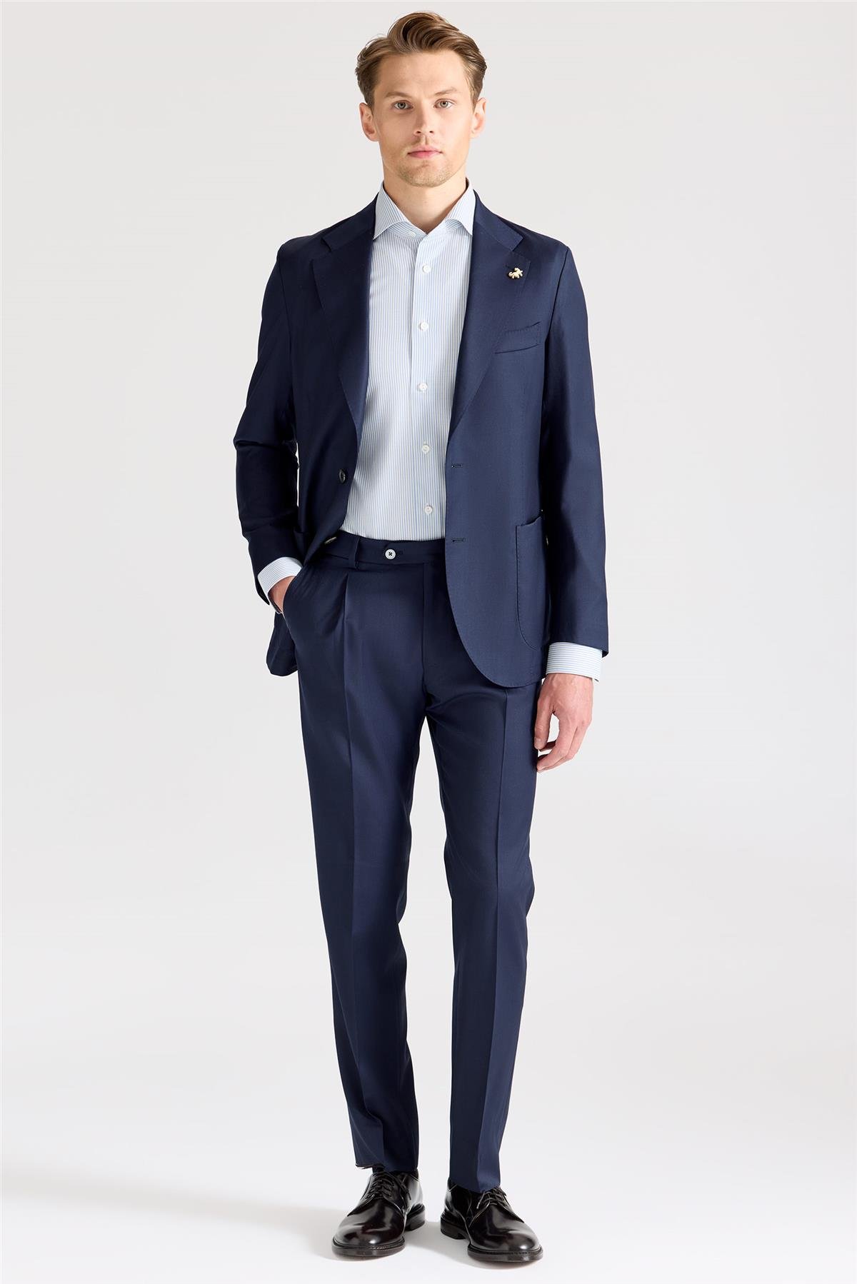 Lacivert Yün İpek Takım Elbise