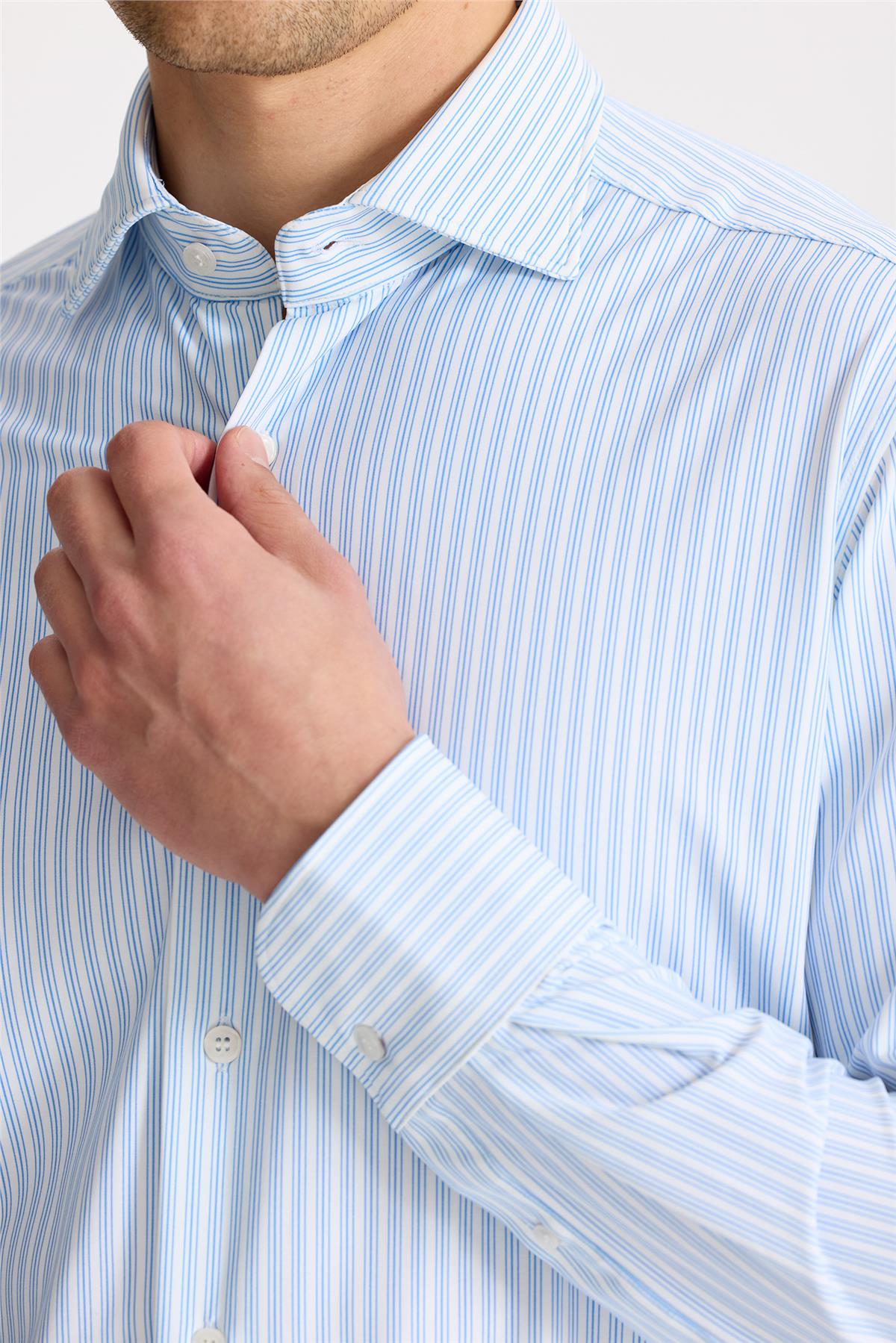Mavi Çizgili Teknik Kumaş Gömlek