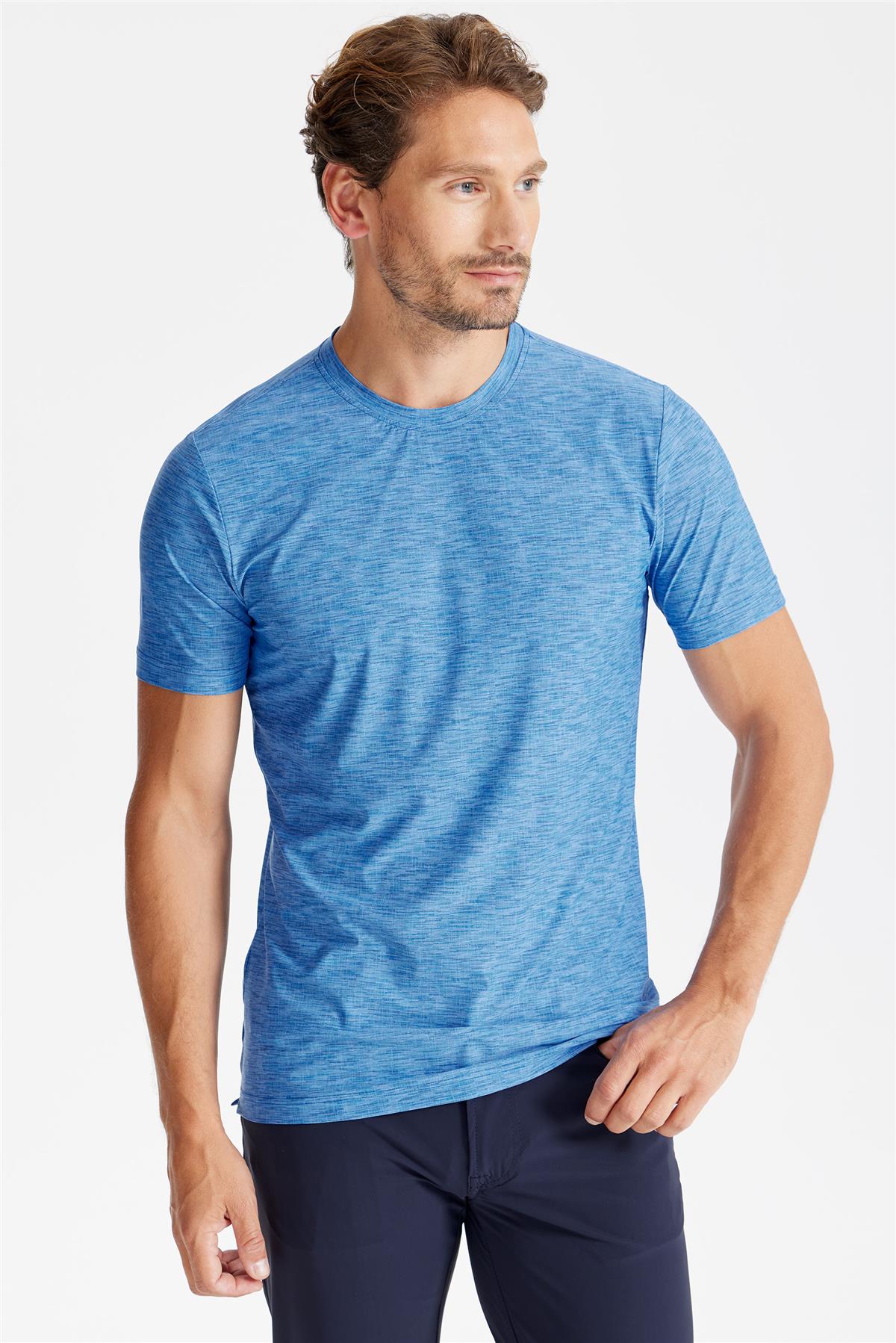 Mavi Sıfır Yaka Teknik Kumaş T-shirt