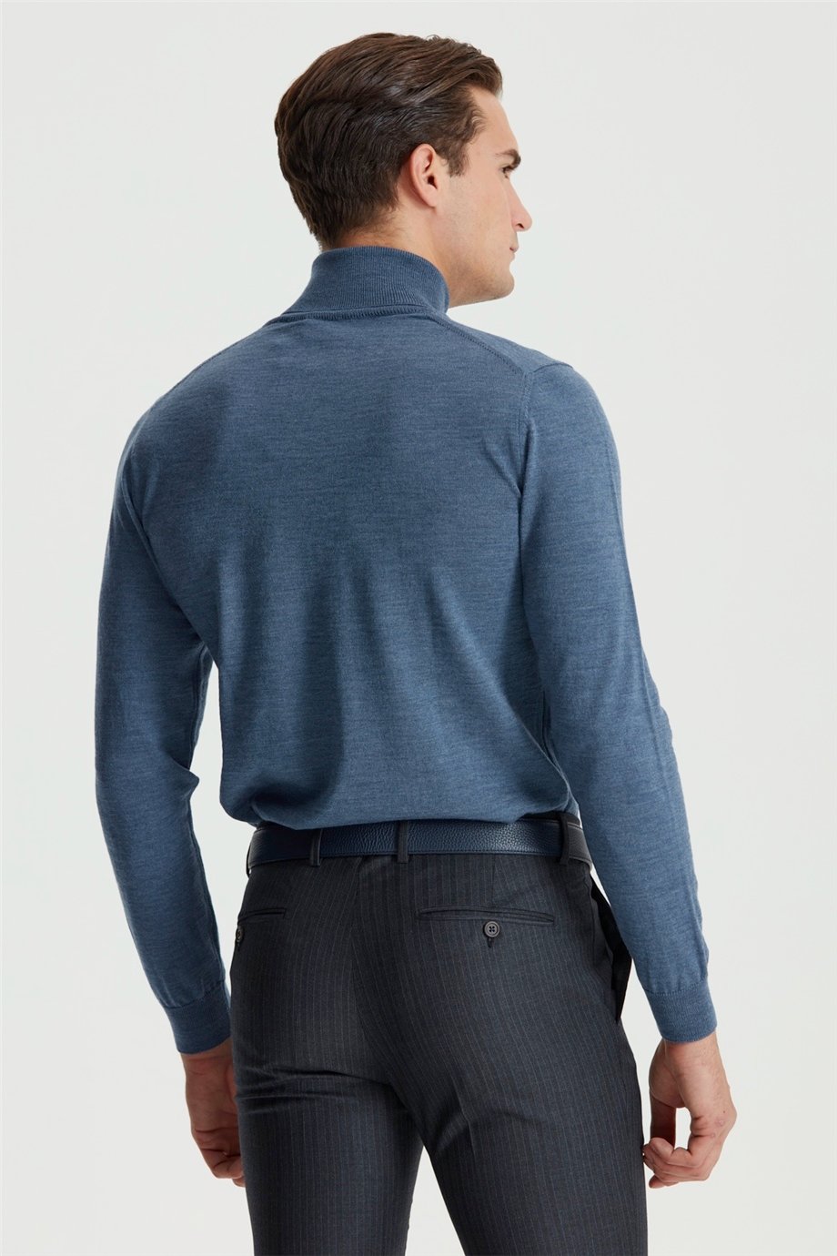 Mavi Tam Balıkçı Yün Triko