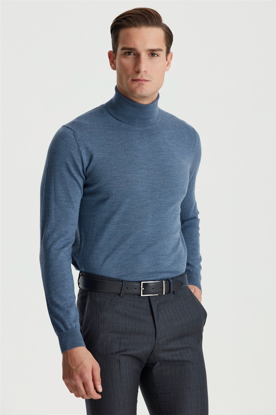 Mavi Tam Balıkçı Yün Triko